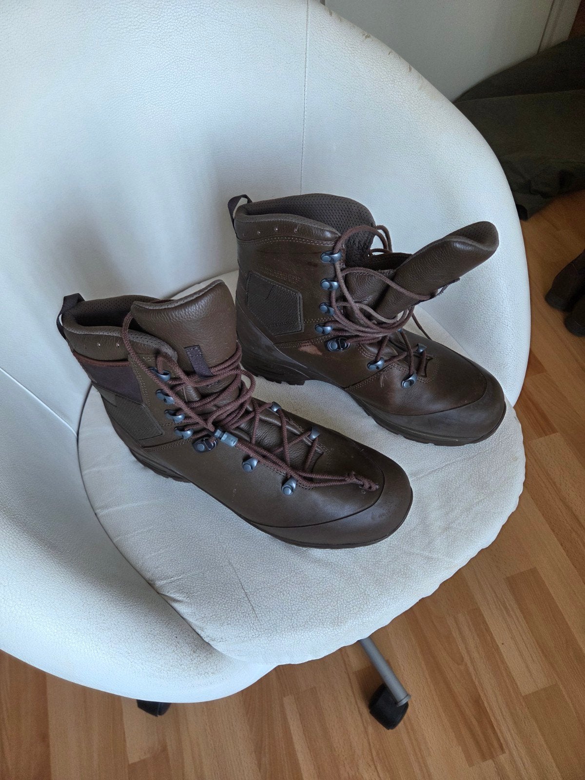 HAIX Bruine Wandelschoenen - Maat 280M / 44, Ophalen, Zo goed als nieuw, Schoenen