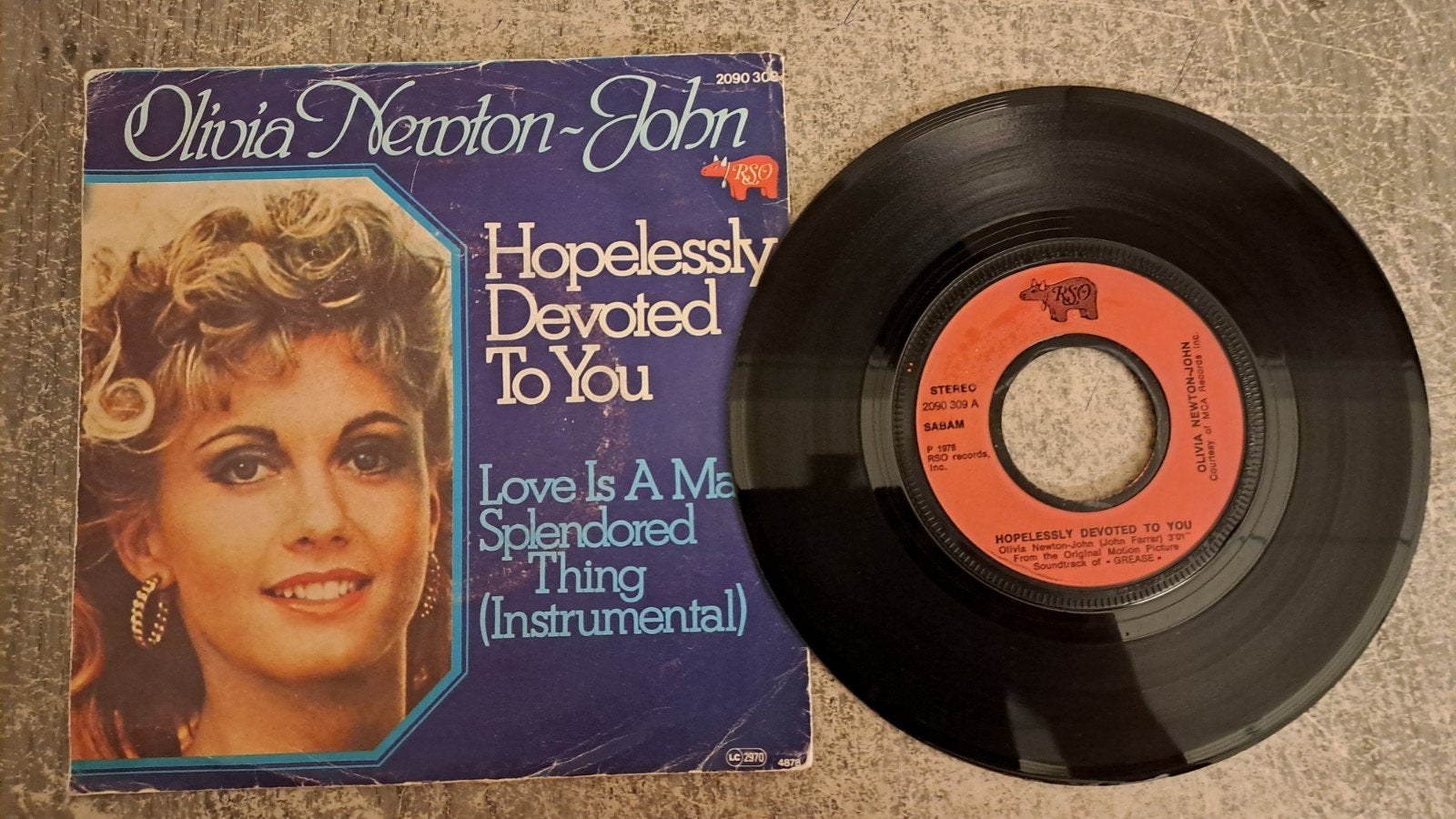 Olivia newton john  - hopelessly devoted to you, Gebruikt, 7 inch, Pop, Fotohoes