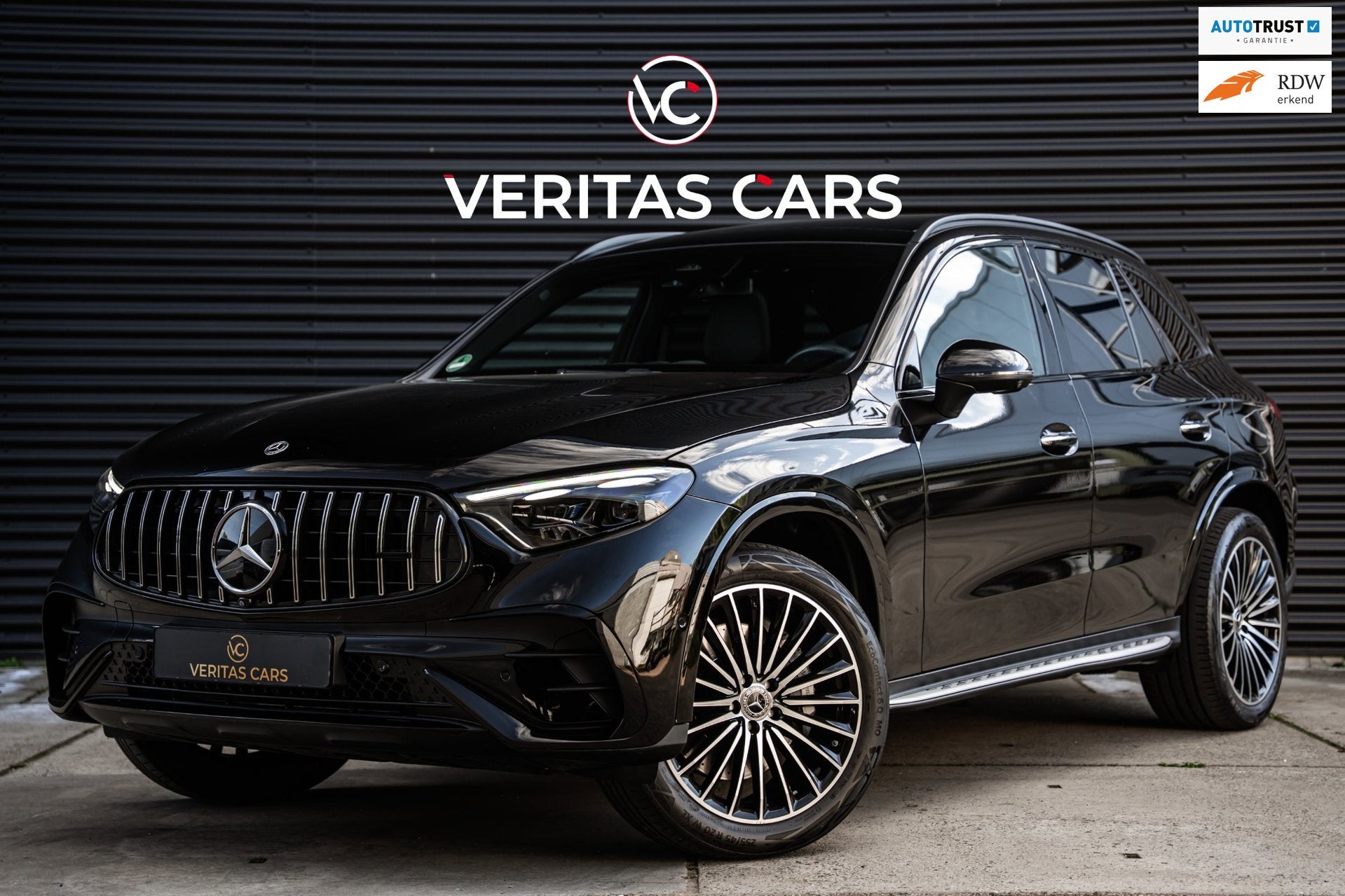 Mercedes-Benz GLC-klasse 300de 4MATIC AMG Line 333PK|BTW|SOH, Dealer onderhouden, Gebruikt, Euro 6, 4 cilinders