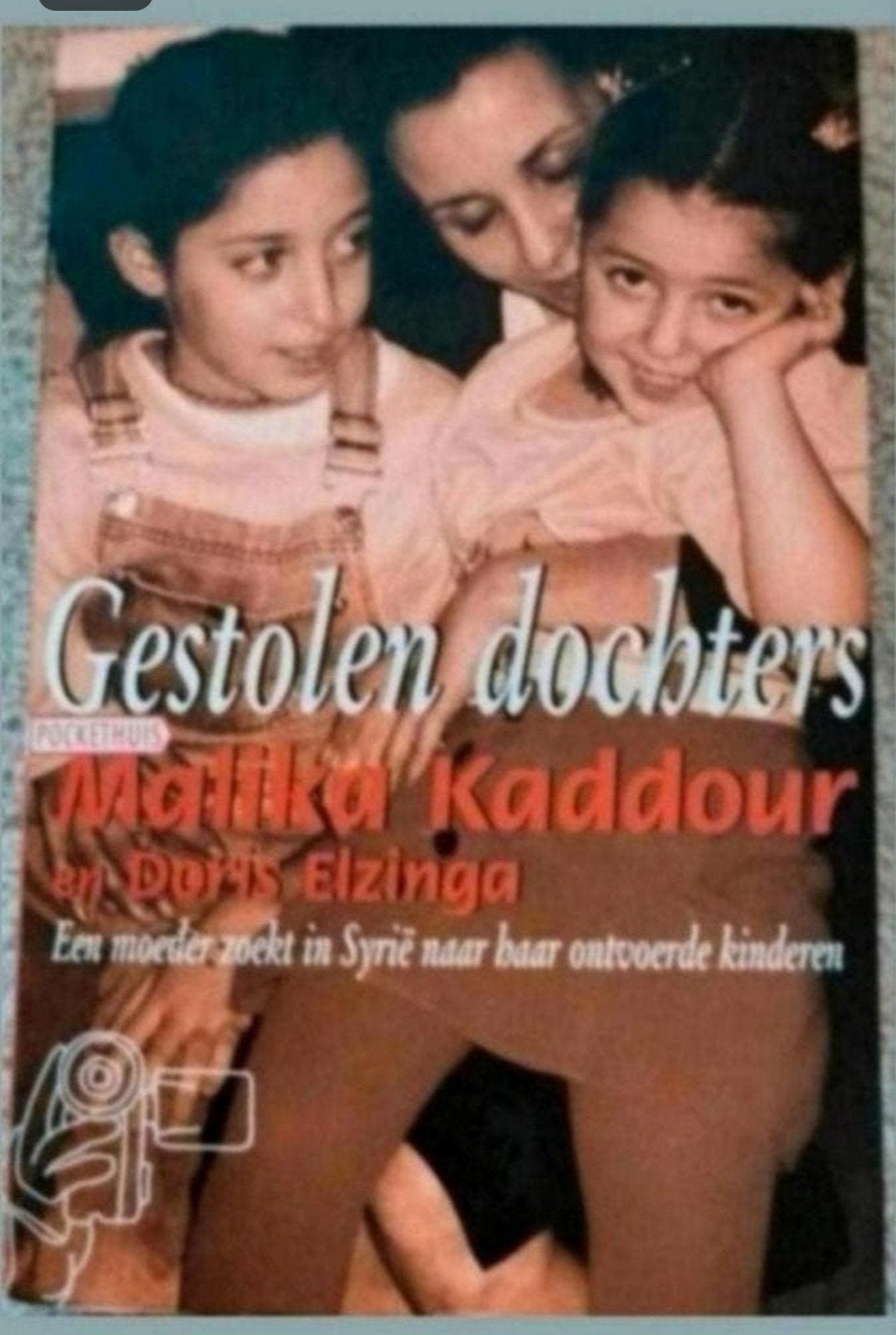 Gestolen dochters - Malika Kaddour & Doris Elzinga, Ophalen of Verzenden, Zo goed als nieuw, Malika Kaddour en Doris Elzinga, Nederland