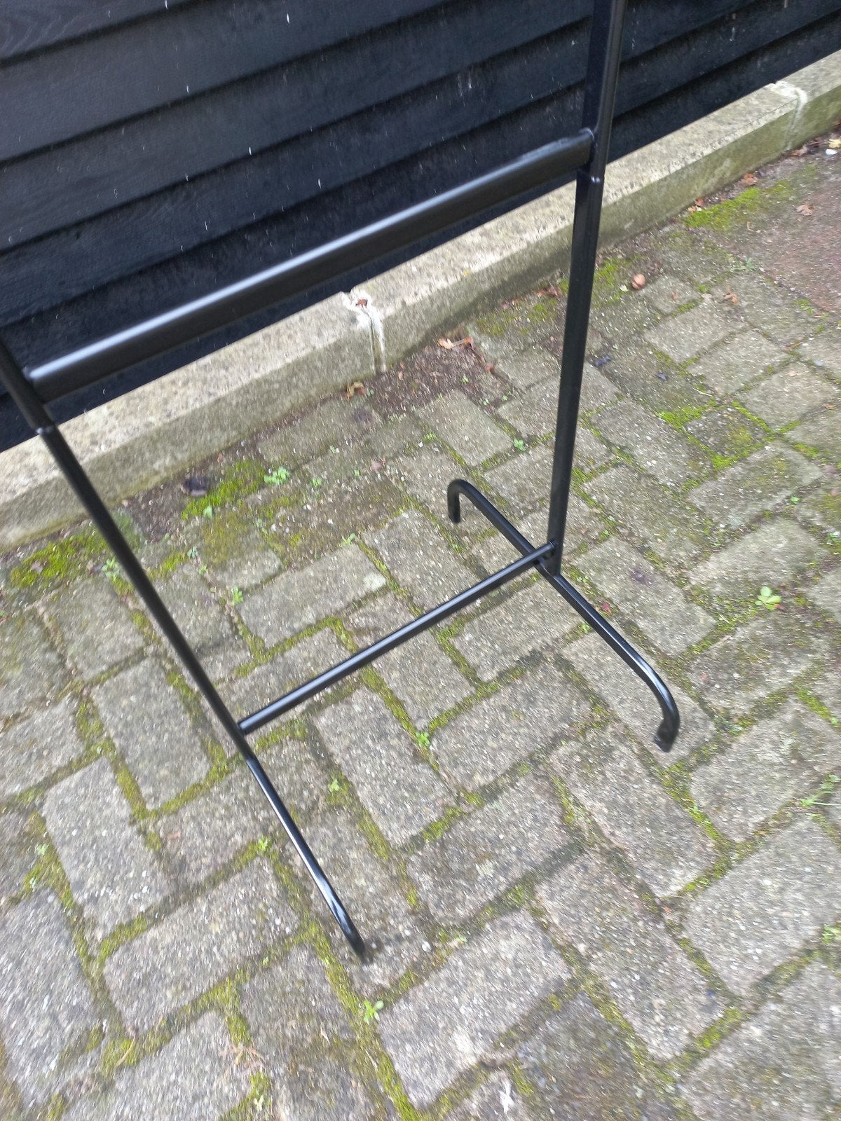 Zwart metalen kledingrek / valetstandaard - 135 cm hoog, Ophalen, Gebruikt, 100 tot 150 cm, Metaal