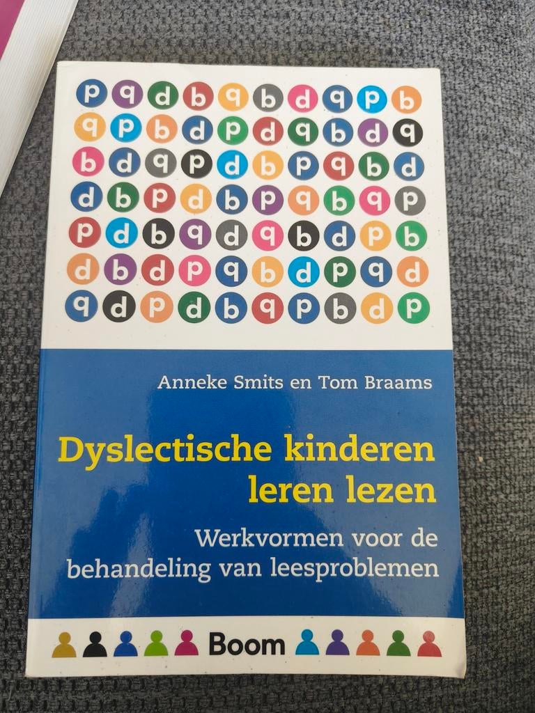 Dyslectische kinderen leren lezen - Anneke Smits, Boeken, Ophalen of Verzenden, Gelezen, Anneke Smits en Tom Braams
