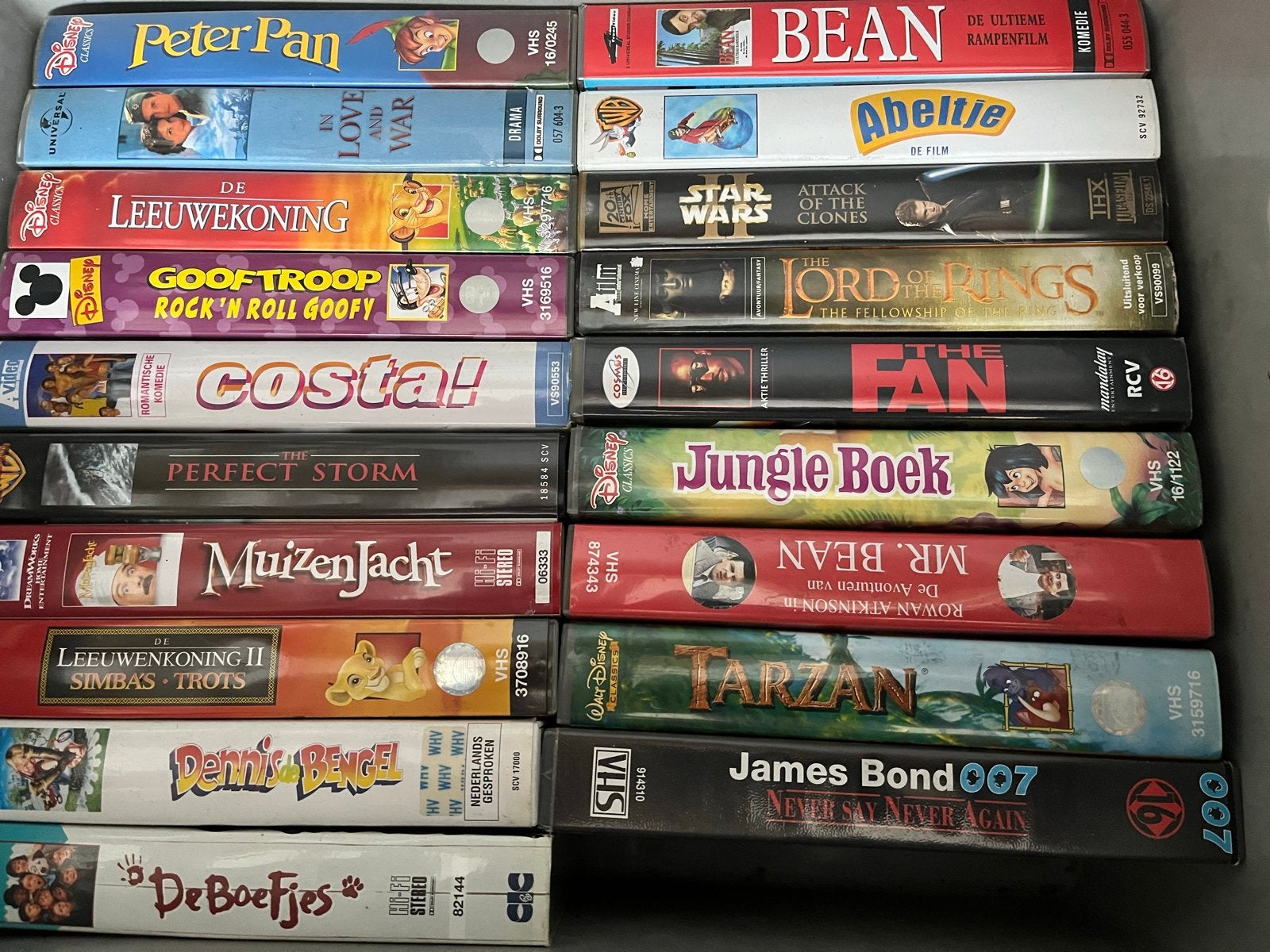 40 VHS banden: Band of Brothers, Godfather, Disney en meer, Boxset, Alle leeftijden, Ophalen of Verzenden, Actie en Avontuur