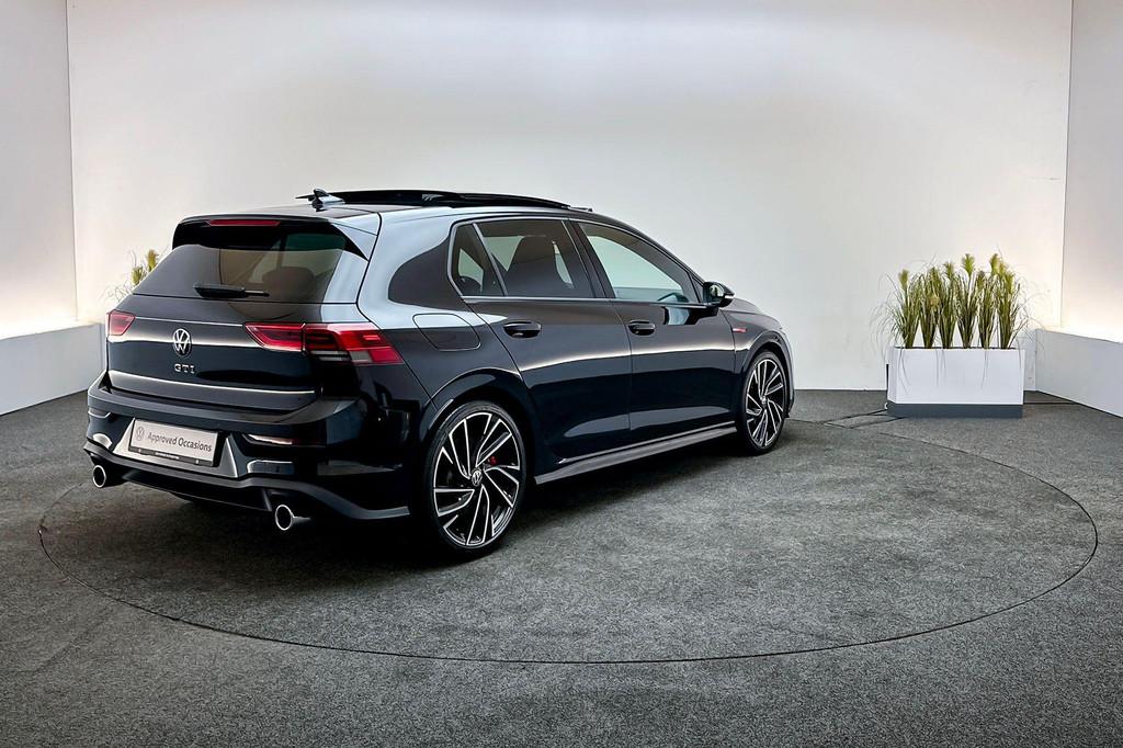 Volkswagen Golf GTI 2.0 TSI 245pk DSG | Panoramadak, Parkeer, Stof, Gebruikt, 4 cilinders, 1984 cc