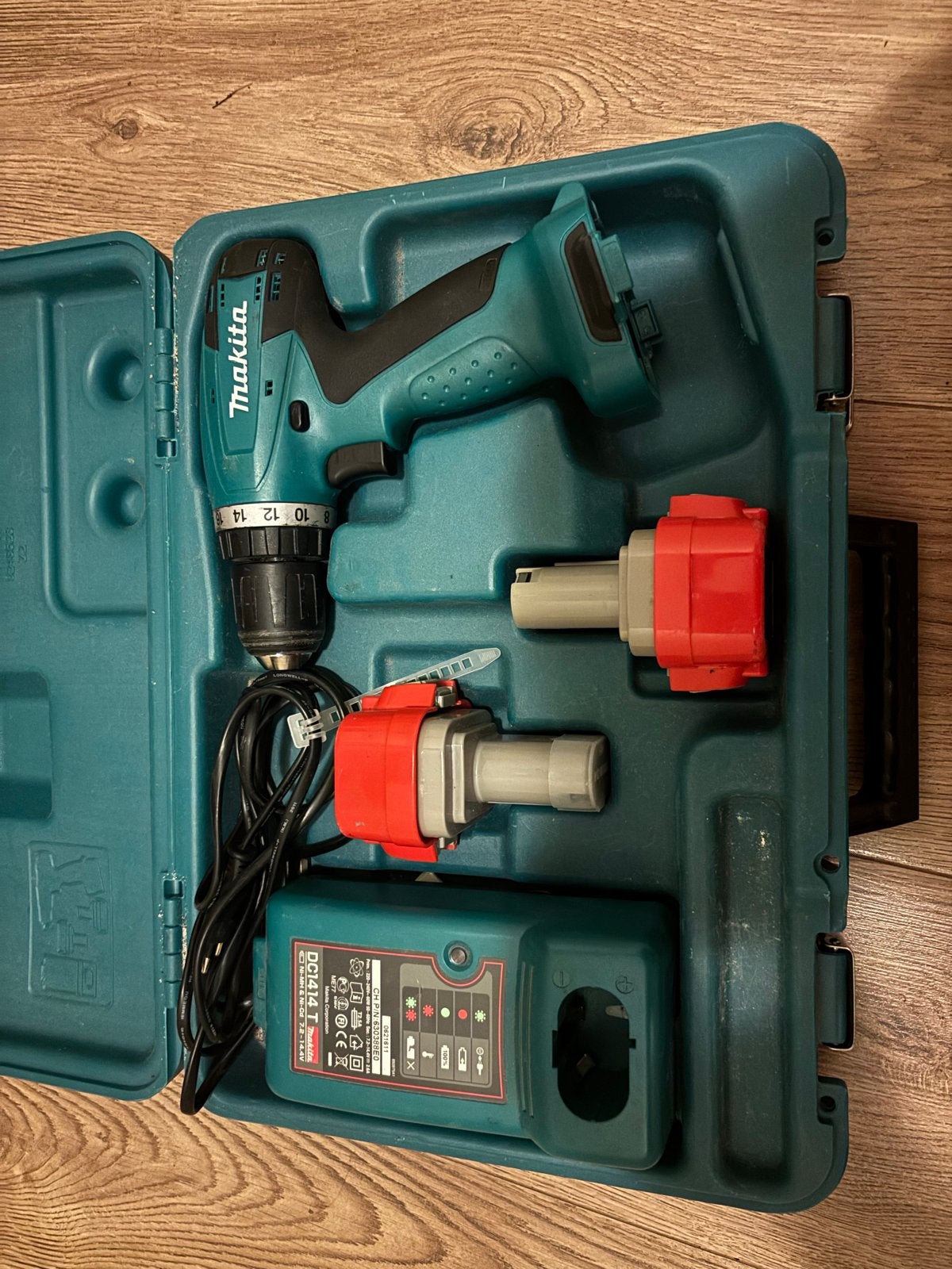 Makita 6261D Boor- en Schroefmachine (excl. accu's), Ophalen of Verzenden, Gebruikt, Minder dan 400 watt, Boor- en Schroefmachine