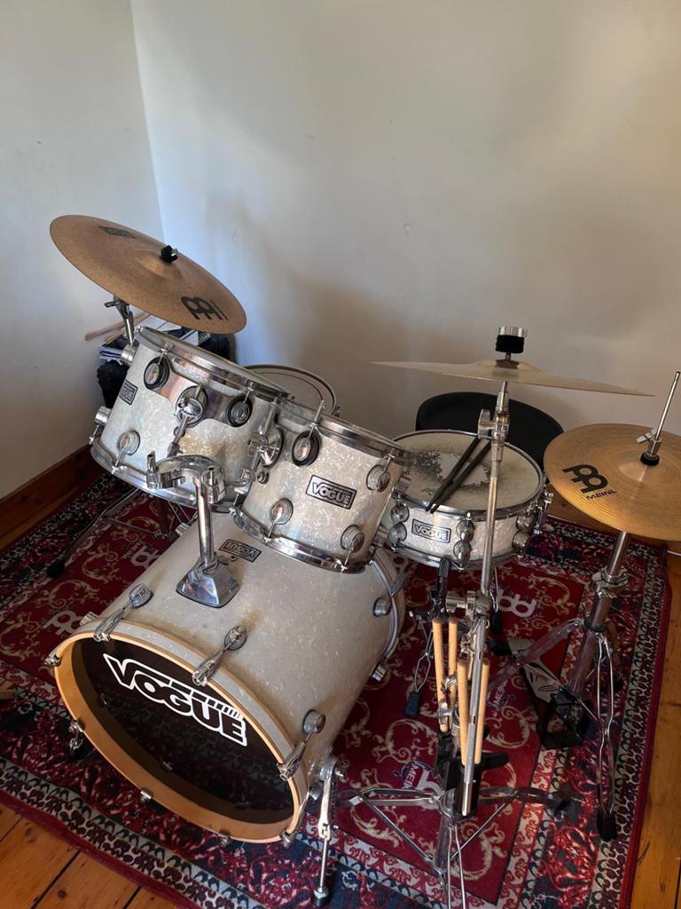 Drumstel Vogue Shell set met drumkoffers, Muziek en Instrumenten, Drumstellen en Slagwerk, Ophalen