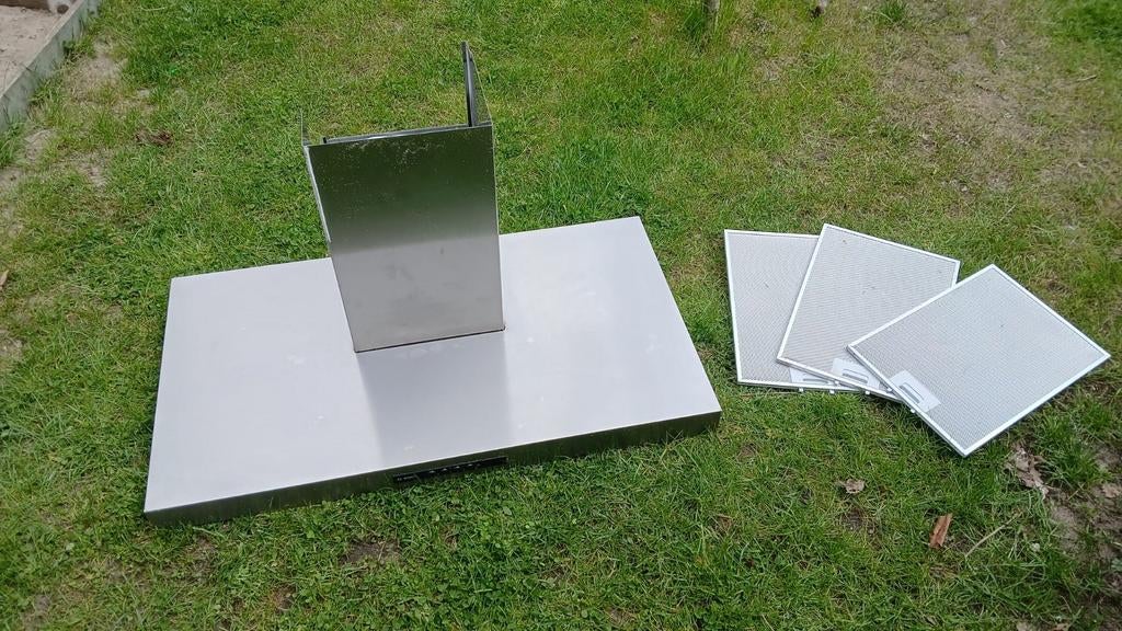 Gebruikte Bosch afzuigkap 90cm met filters en terugslagklep, Ophalen, Gebruikt, Inbouw, Onderbouw afzuigkap