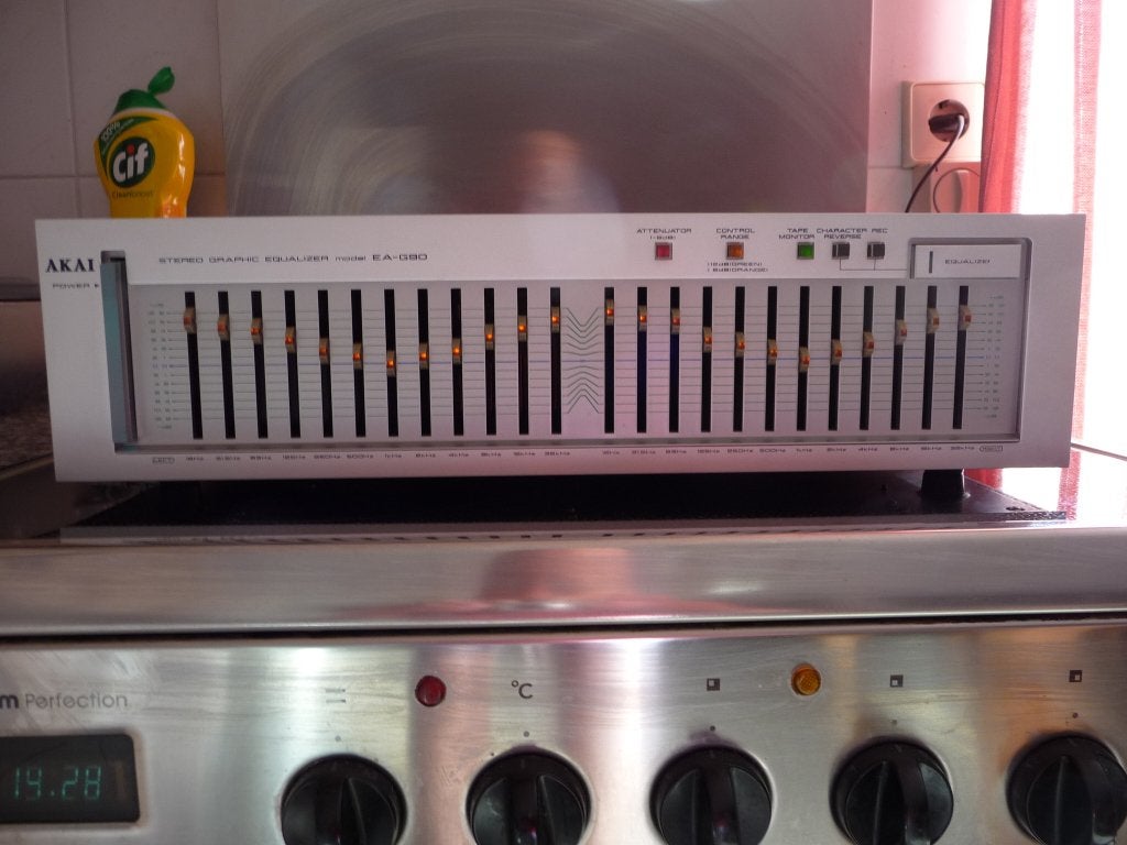 Akai EA-G90 equalizer i.z.g.st. - very nice condition, Gebruikt, Ophalen, Overige merken, Minder dan 60 watt