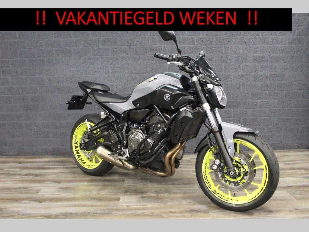 YAMAHA MT 07 ABS (bj 2016) 32,802 km NARDO GREY 35KW A2 gesc, Motoren, 2 cilinders, Bedrijf, Onbekend, YAMAHA