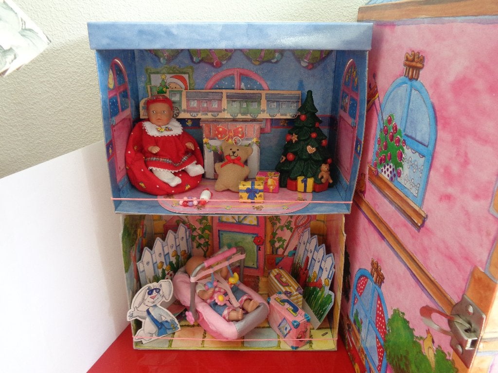 Baby Born Mini World: 2 compl. speelsets Kerst en Maxi-Cosi, Ophalen of Verzenden, Zo goed als nieuw, Overige typen