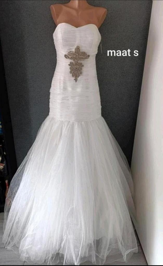 Elegante Trouwjurk Zeemeermin Stijl Maat S, Kleding | Dames, Trouwkleding en Trouwaccessoires, Ophalen, Trouwjurk, Royal Moda house