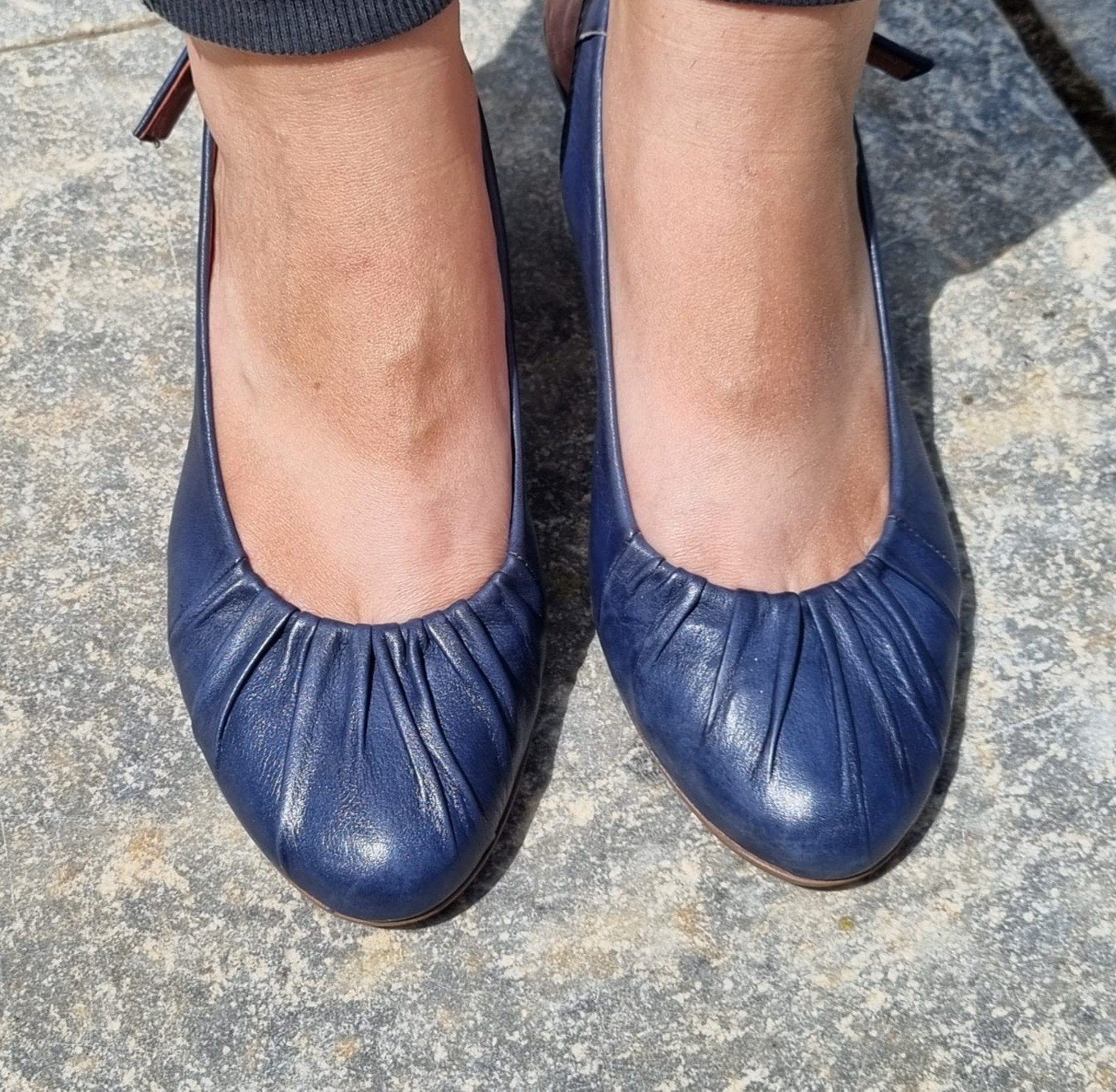 NIEUW Pump (Hispanitas) MT 39 - INFO ZIE ADVERTENTIE, Ophalen of Verzenden, Nieuw, Zwart