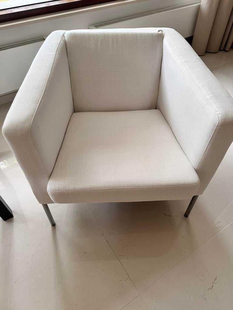 4 mooie witte stoeltjes met chromen pootjes, Huis en Inrichting, Fauteuils, Ophalen of Verzenden, Zo goed als nieuw, Minder dan 75 cm