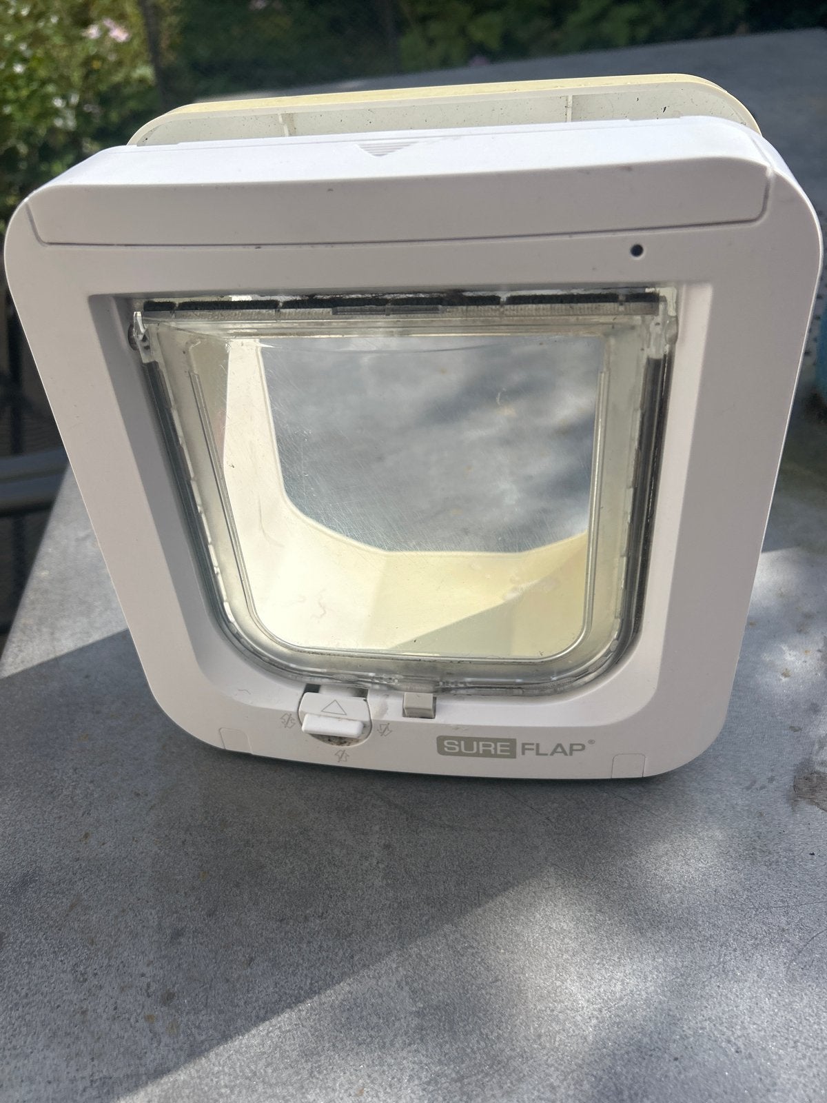 Sureflap Kattenluikje met chiplezer, Verzenden
