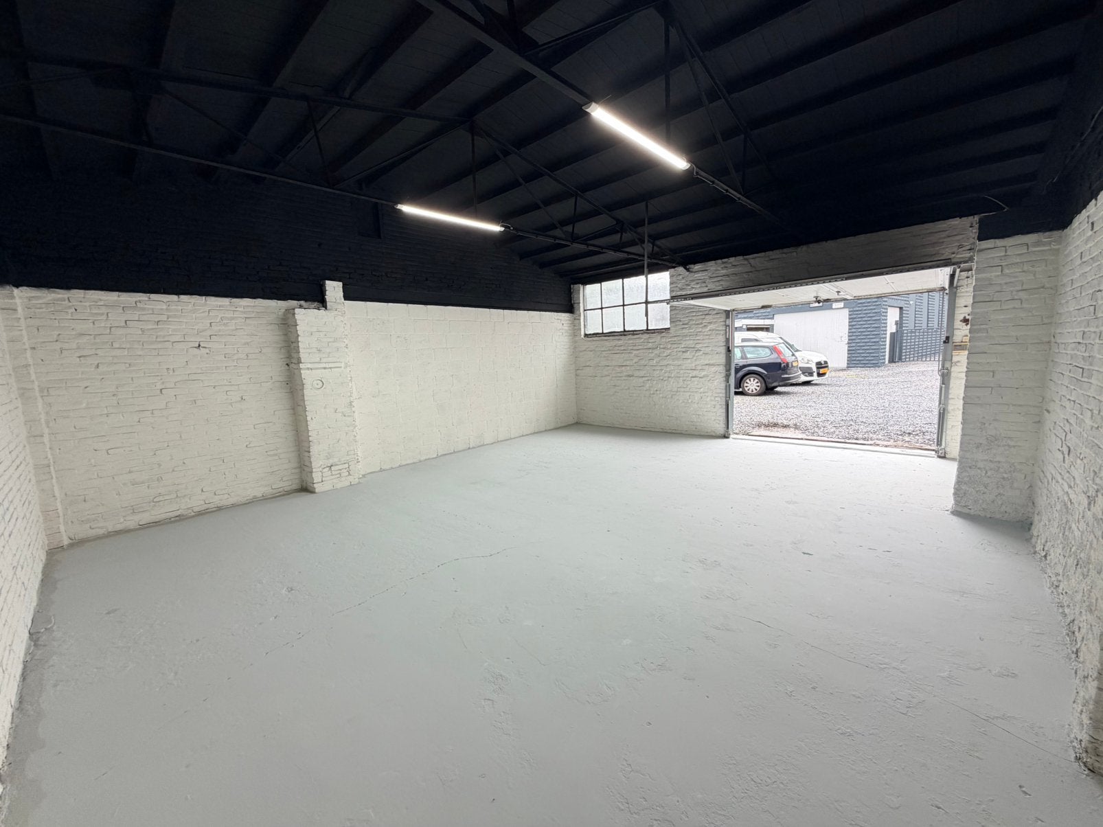 Te huur Bedrijfspand / garage / loods Centrum Hoensbroek, 50 m², Huur, Opslag of Loods