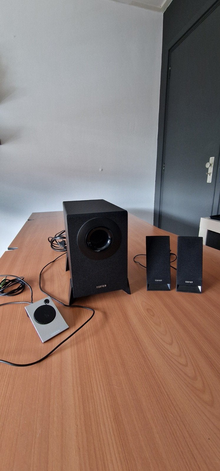 Edifier M1360 2.1 Multimedia Speakerset met Subwoofer, Audio, Tv en Foto, Luidsprekers, Gebruikt, Speakerset, Minder dan 60 watt