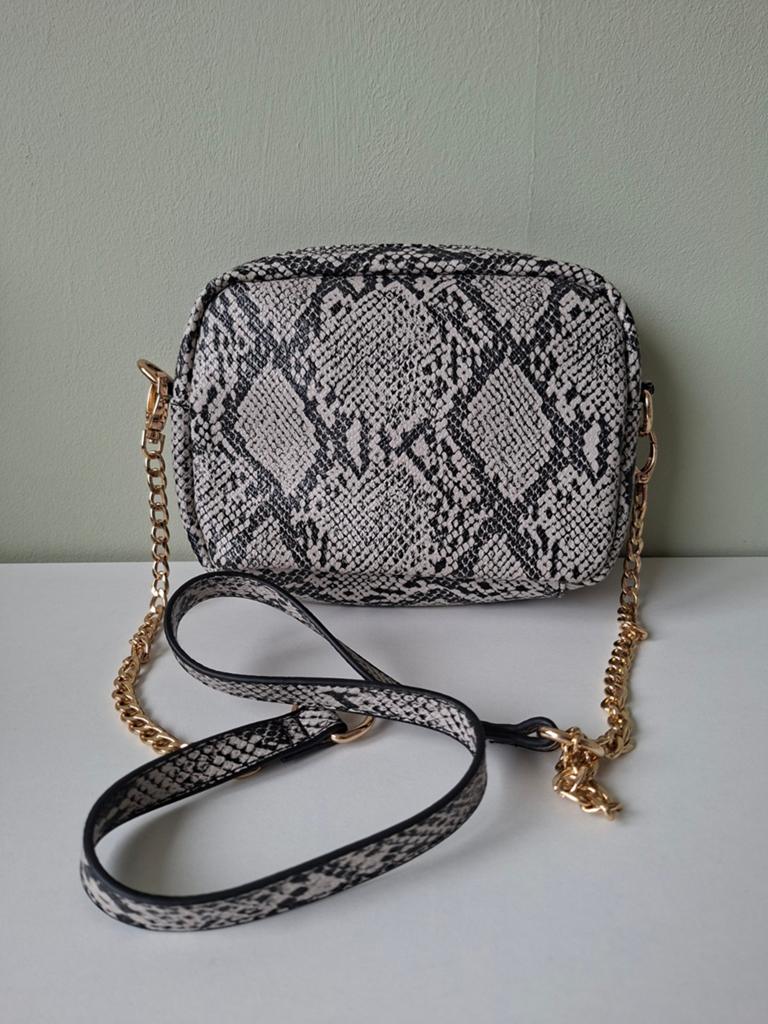 Schoudertasje met Slangenprint, Sieraden, Tassen en Uiterlijk, Tassen | Damestassen, Ophalen of Verzenden, Zo goed als nieuw, Zwart