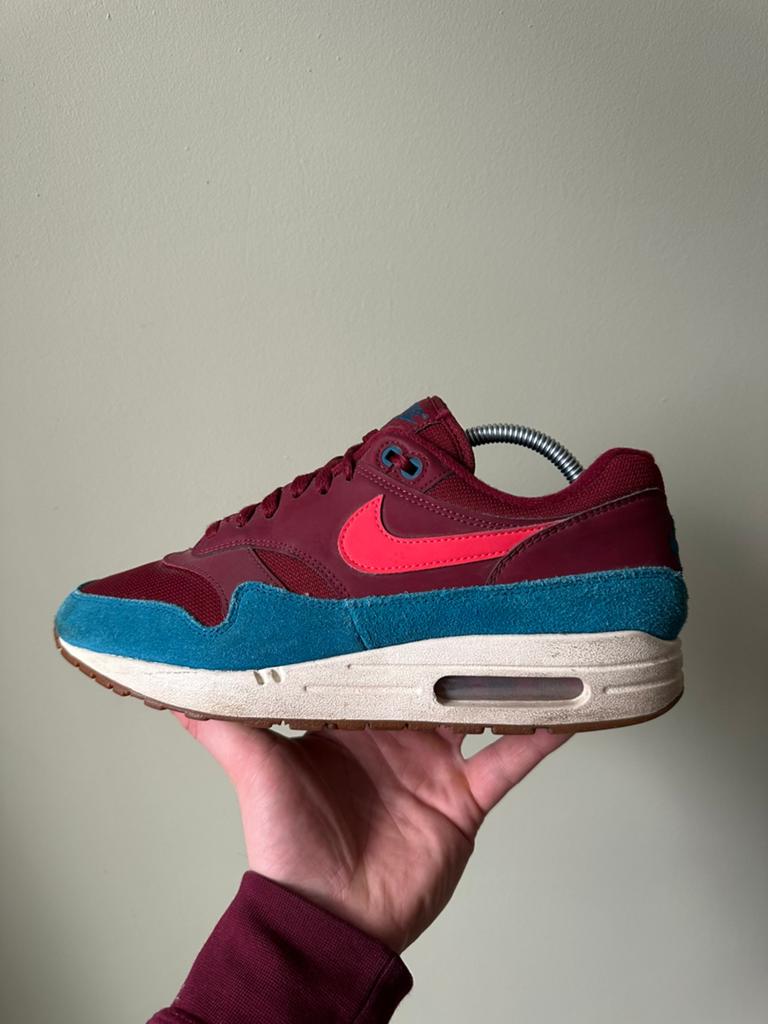 Nike Air Max 1 Team Red Green Abyss / 42,5, Overige kleuren, Ophalen of Verzenden, Sneakers of Gympen, Zo goed als nieuw