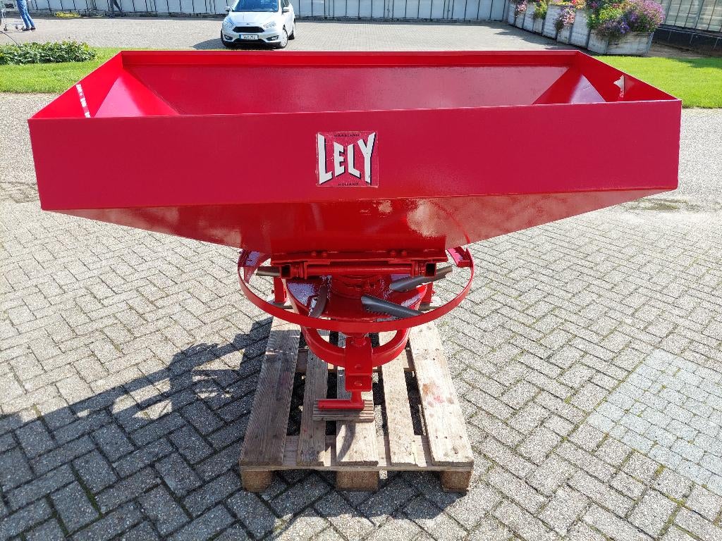 Bijzonder nette originele Lely kunstmeststrooier Nieuwstaat!, Ophalen, Zo goed als nieuw