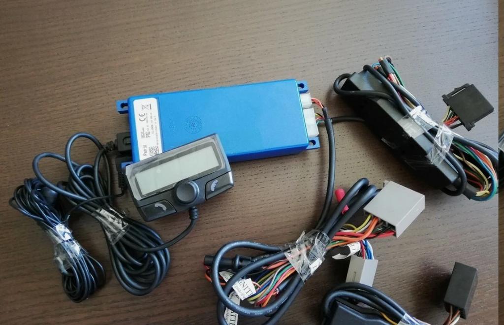 Parrot CK3100 carkit, Ophalen of Verzenden, Gebruikt
