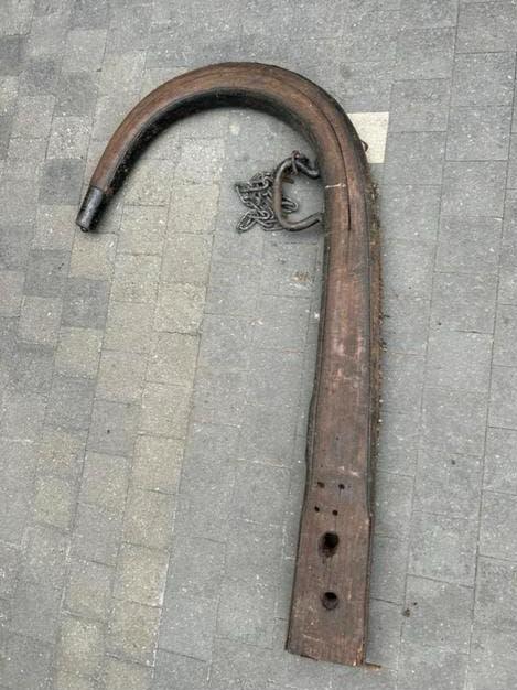 Antieke houten ploeg kromme dissel landbouwwerktuig, Ophalen of Verzenden