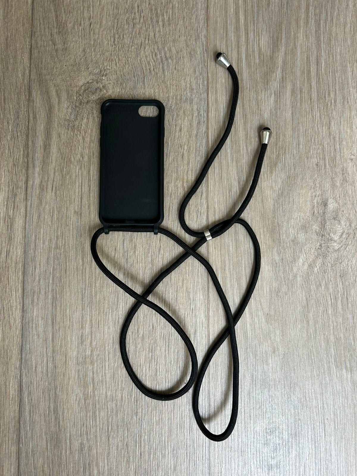 Zwart telefoonkoord met hoesje Iphone SE 2020, Telecommunicatie, Mobiele telefoons | Hoesjes en Frontjes | Apple iPhone, Zwart