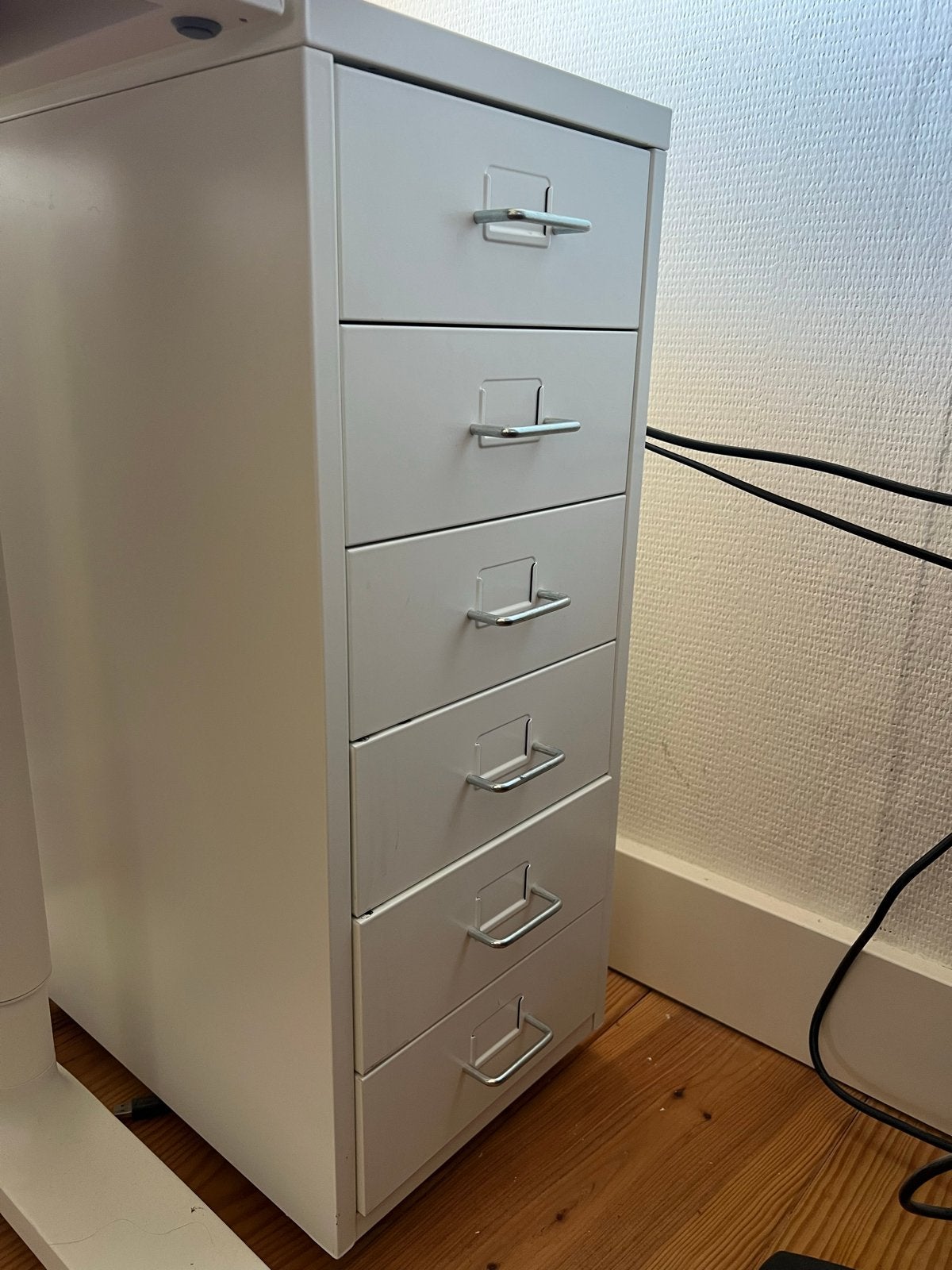 IKEA Helmer ladeblok op wielen - Wit metaal 28x69cm, Huis en Inrichting, Kasten | Ladekasten, Ophalen, Gebruikt