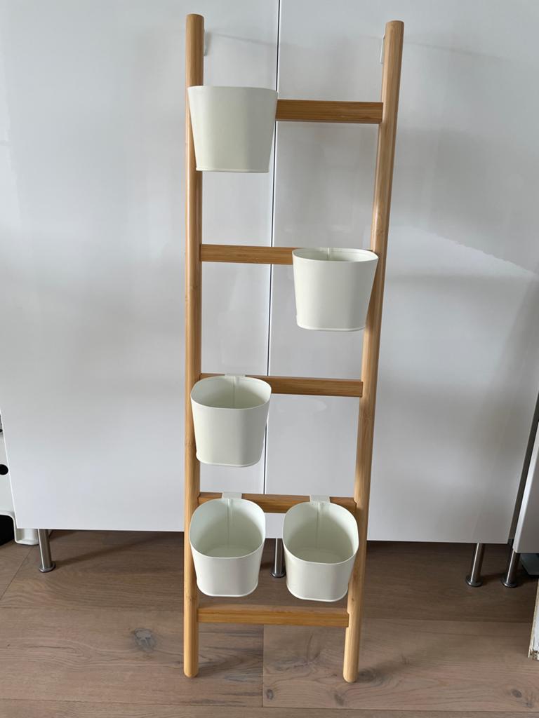 Ikea plantenrek met metalen bakjes - Zo goed als nieuw, Rond, Ophalen of Verzenden, Zo goed als nieuw, Binnen