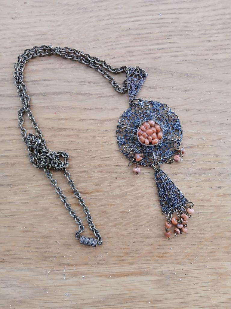 Vintage Indiase ketting met koraal en filigraan, Sieraden, Tassen en Uiterlijk, Kettingen, Overige materialen, Gebruikt, Oranje