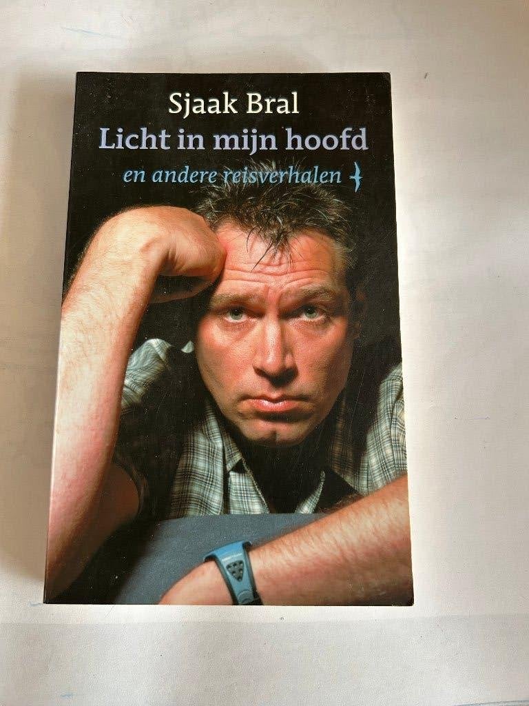 Licht in mijn hoofd door Sjaak Bral, Ophalen of Verzenden, Zo goed als nieuw
