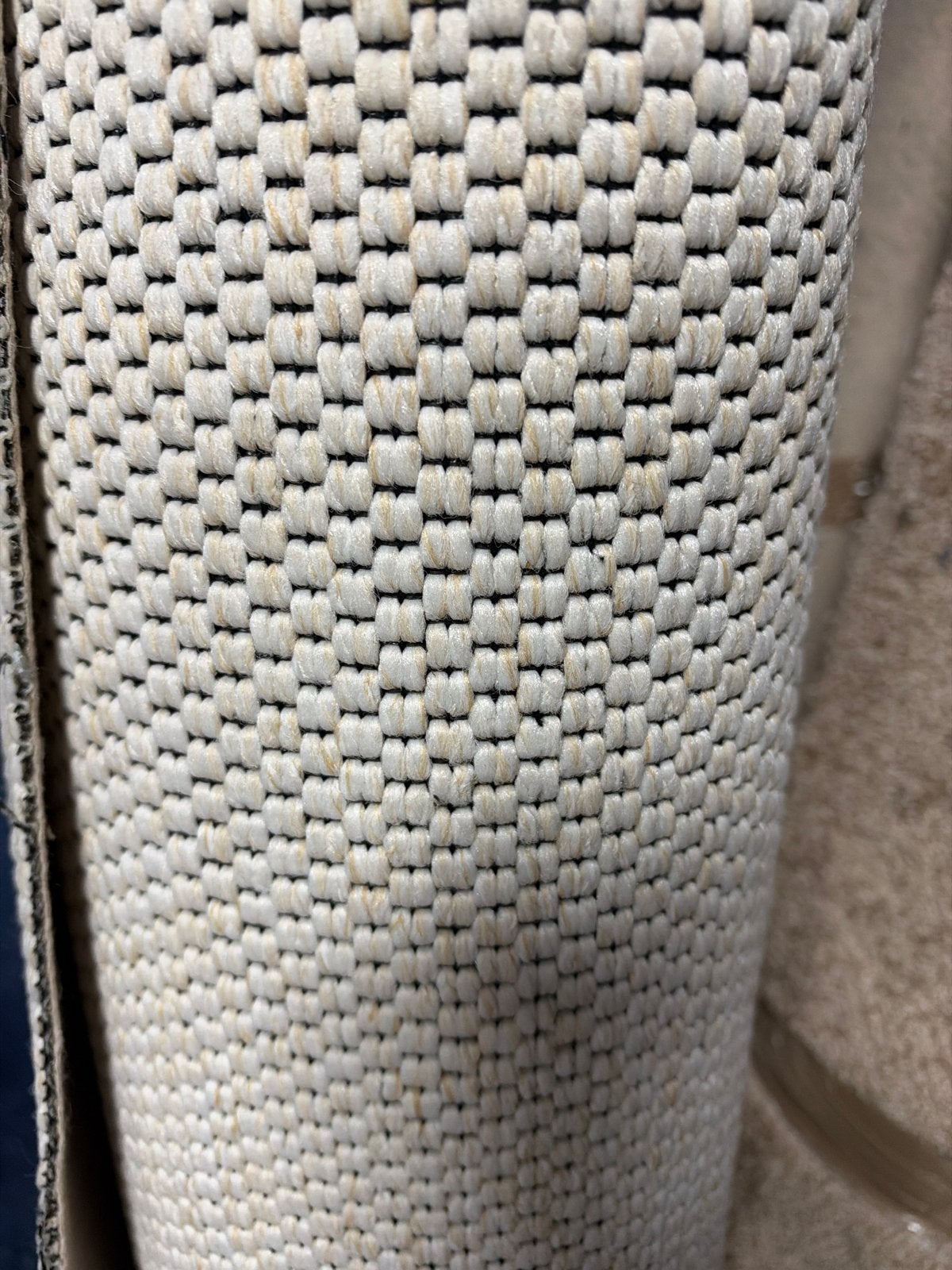 ‼️Nieuw Coupon Tapijt op Rol - 2.70x4m - Direct Leverbaar, Ophalen, Beige, Nieuw, 200 cm of meer