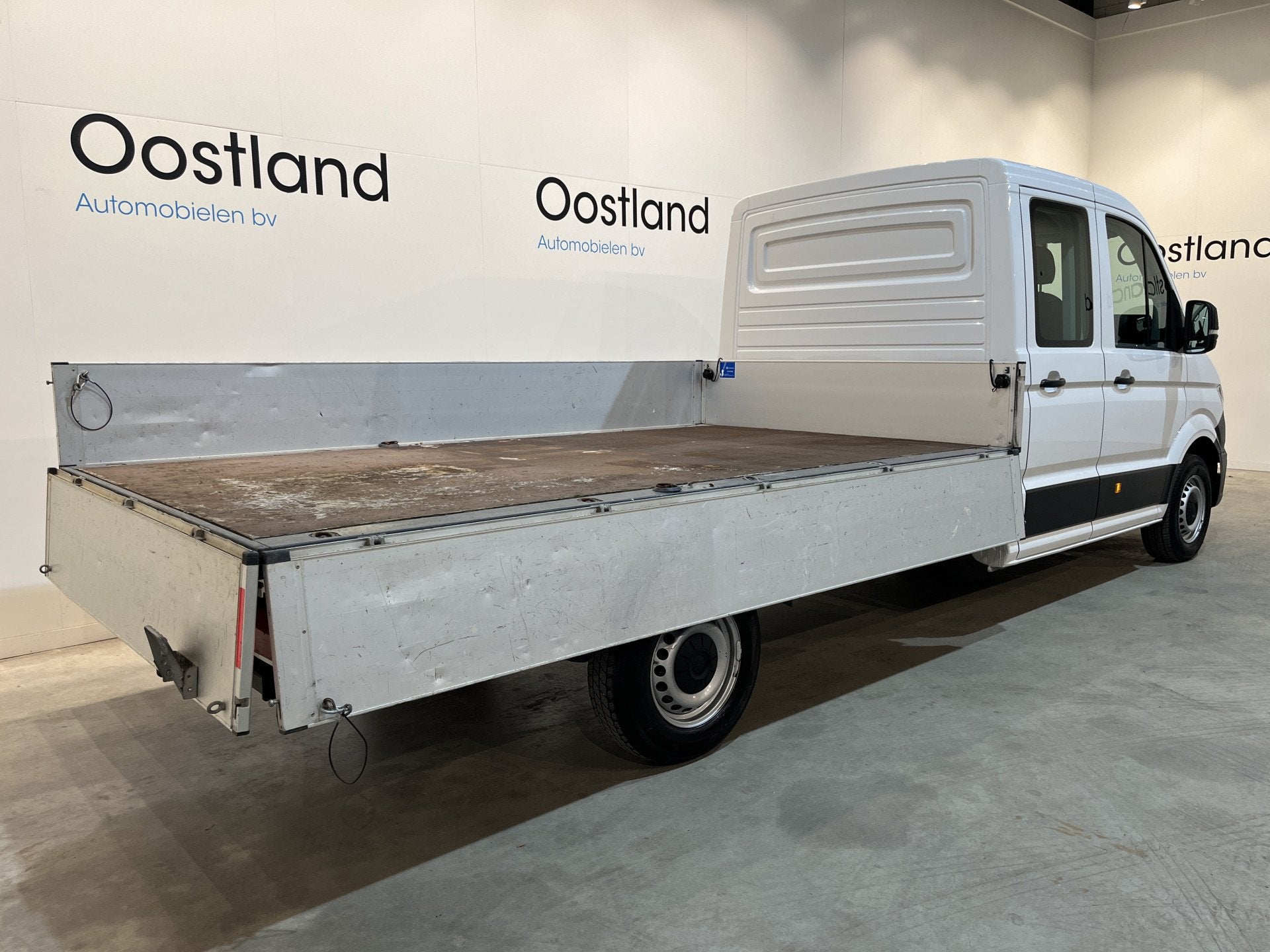 Volkswagen Crafter 35 2.0 TDI L4 DC Dubbel Cabine RWD 140 PK, Auto's, Bestelauto's, 13 km/l, Achterwielaandrijving, Gebruikt, 4 cilinders