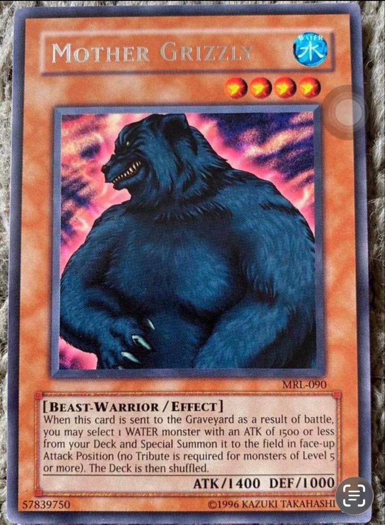 Yu-Gi-Oh! Mother Grizzly MRL Old US Rare !, Ophalen of Verzenden, Zo goed als nieuw, Losse kaart