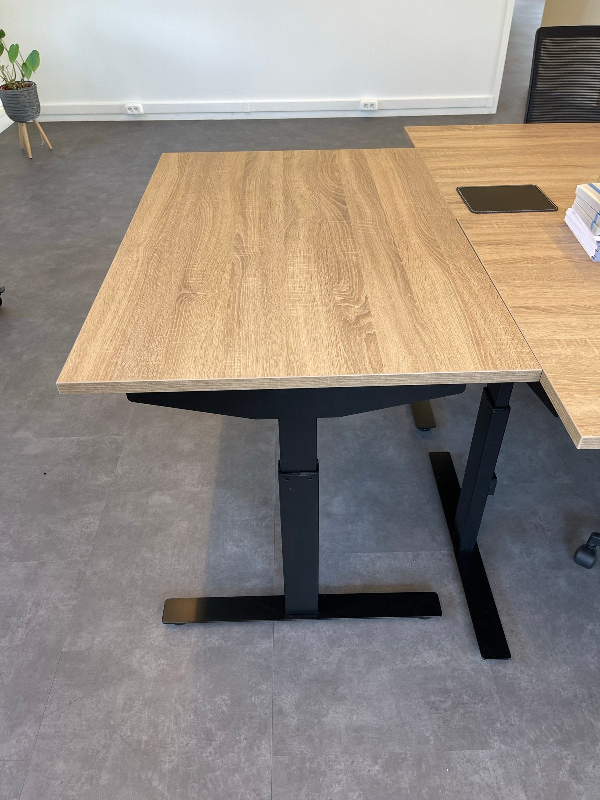 Bureau/verstelbaar + bureaustoel, Huis en Inrichting, Ophalen, In hoogte verstelbaar, Gebruikt