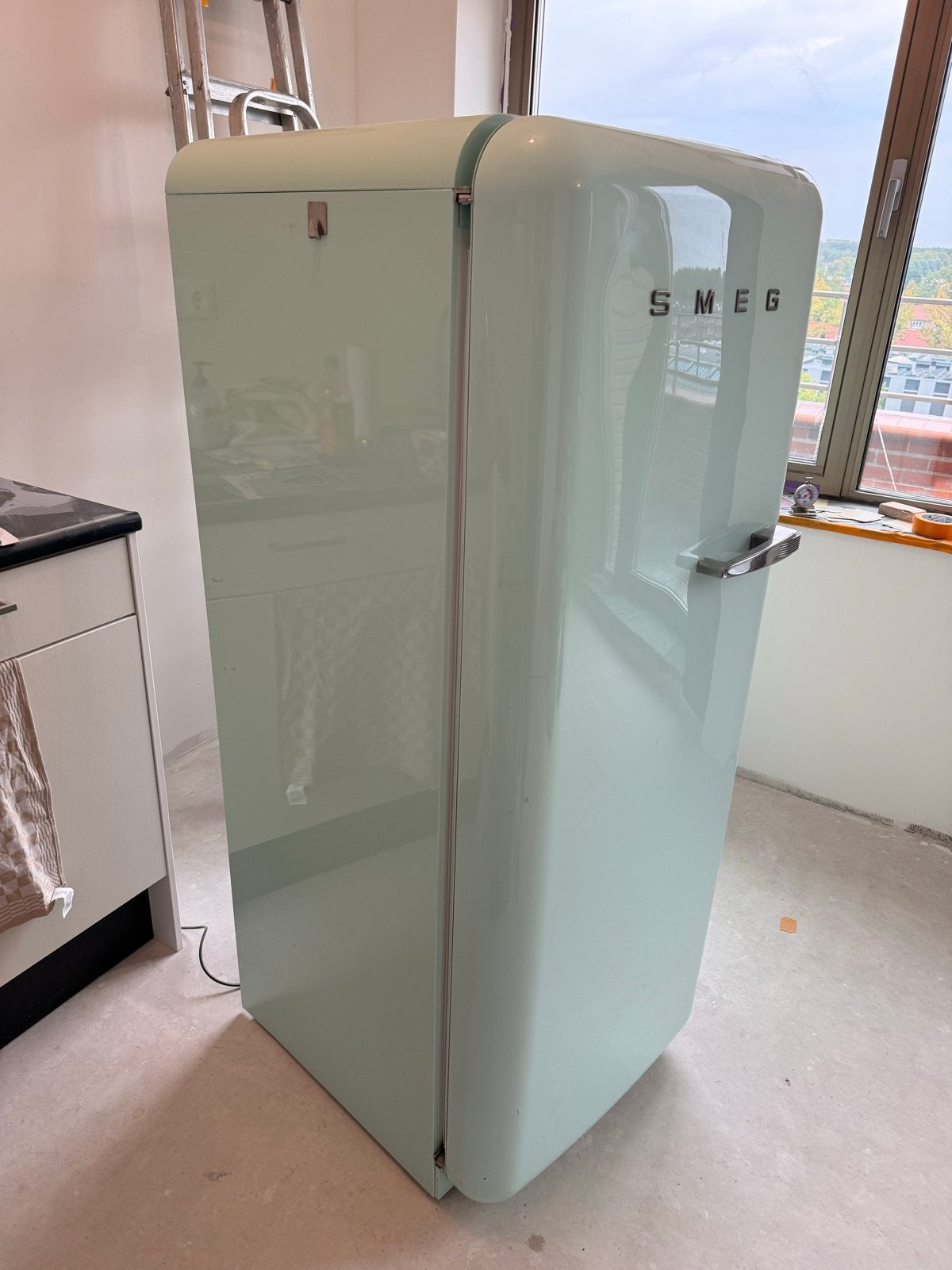 Foto 8 van Smeg koelkast met vriesvak - Retro mintgroen
