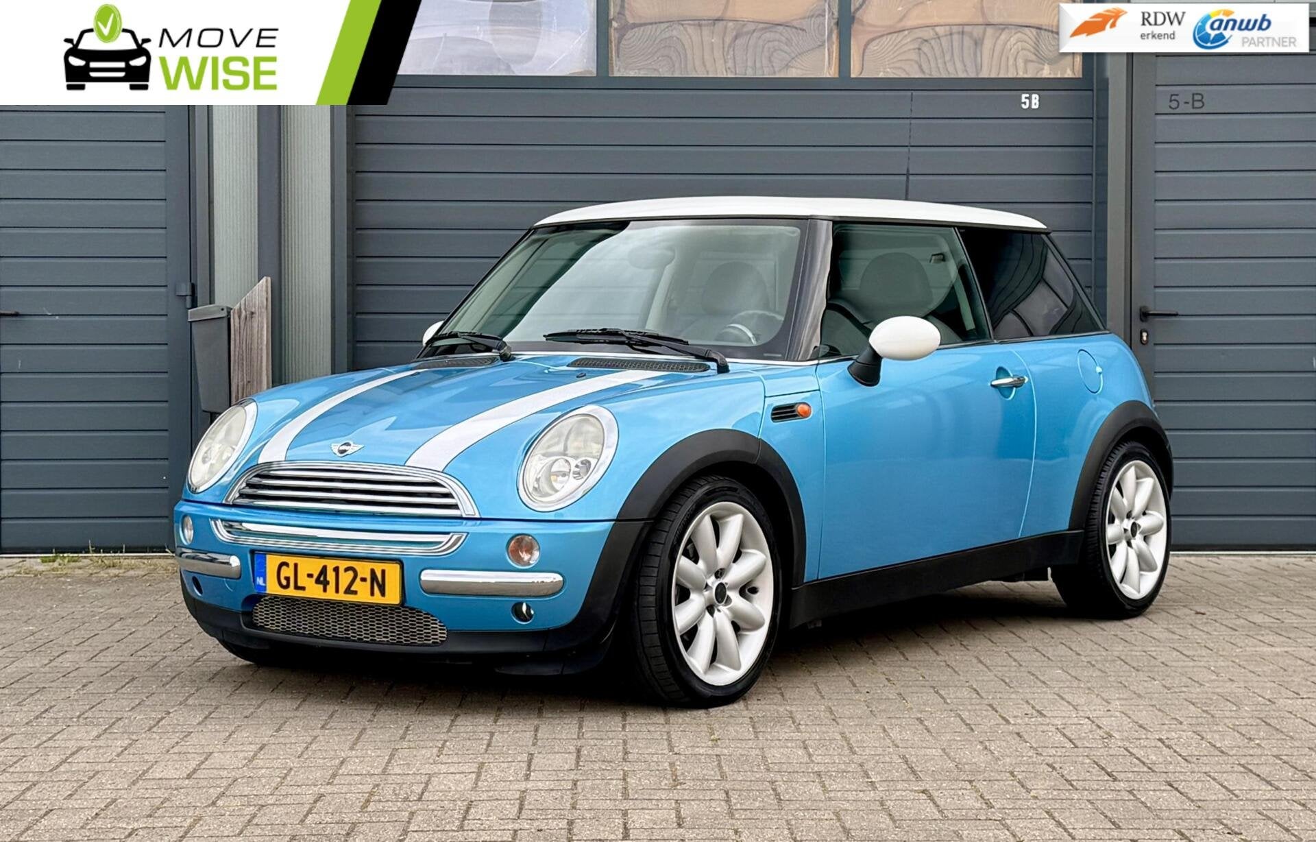 Mini 1.6 - 116pk Cooper Chili | AUTOMAAT | LAGE KM | Airco |, Voorwielaandrijving, Gebruikt, Zwart, 4 cilinders