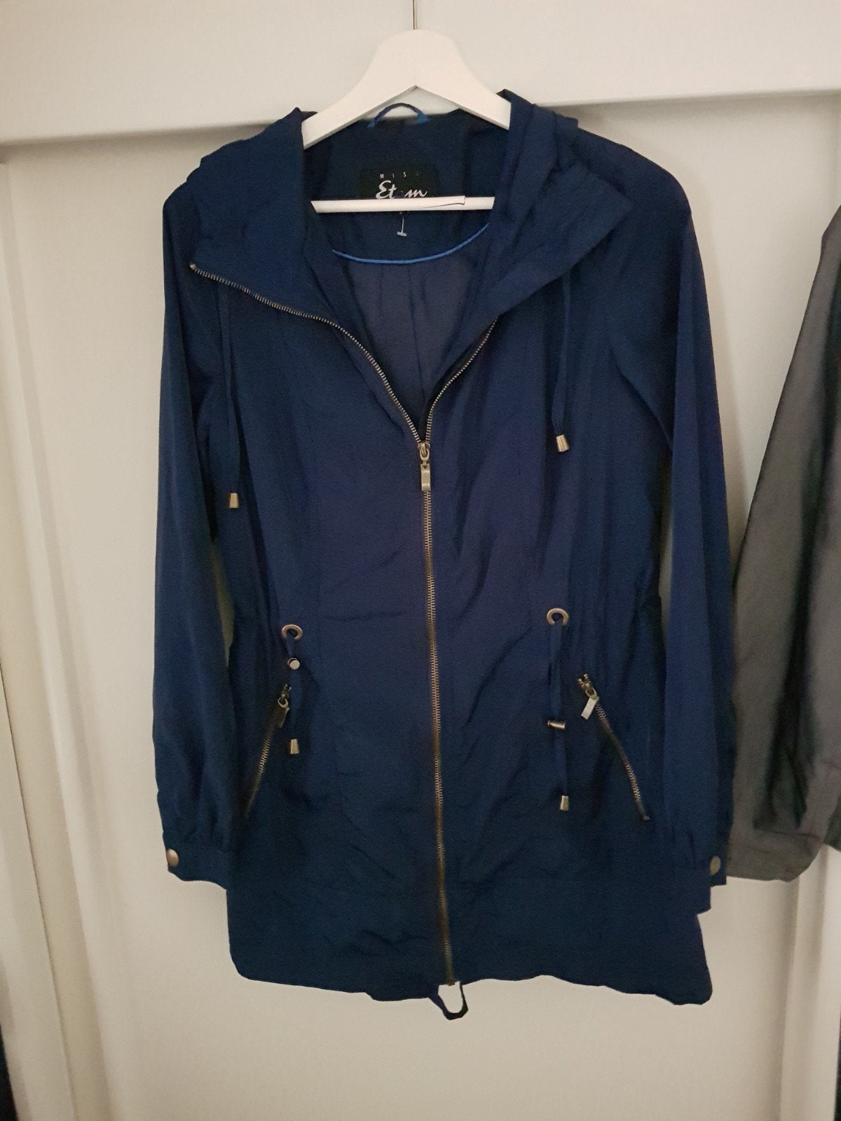 miss etam  zomer jas mt s, Verzenden, Nieuw, Maat 38/40 (M), Blauw