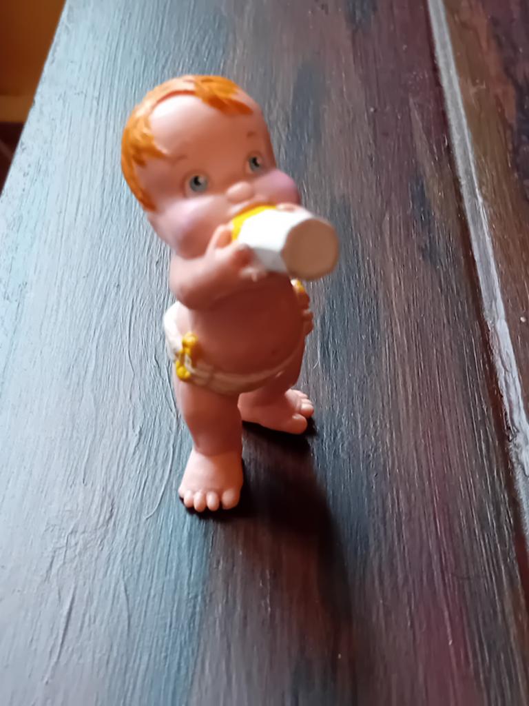 Magic diaper Babyfigure, Ophalen, Zo goed als nieuw, Popje