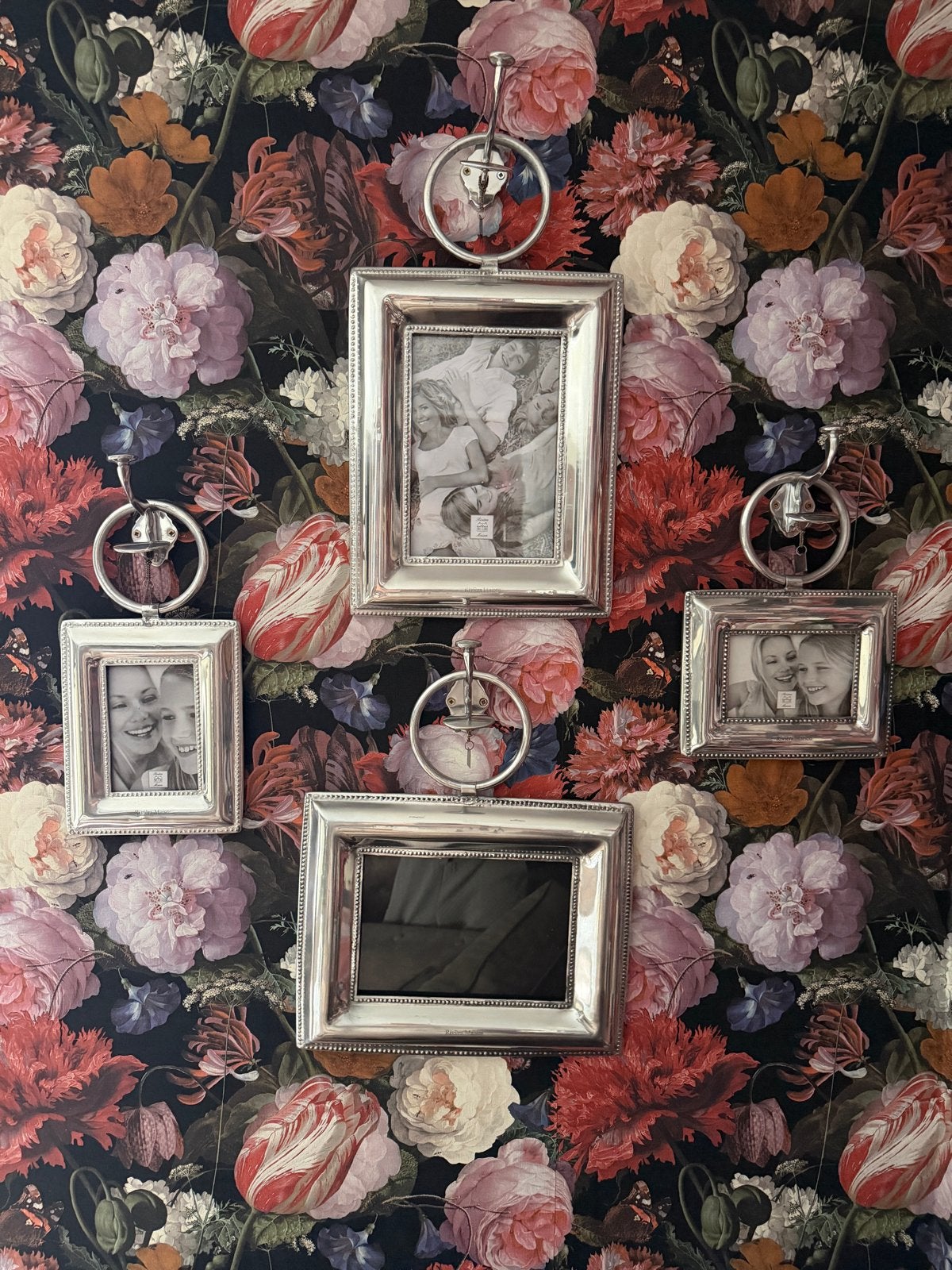 4 Riviera Maison fotolijsten met beugels, Huis en Inrichting, Woonaccessoires | Lijsten, Ophalen of Verzenden, Zo goed als nieuw