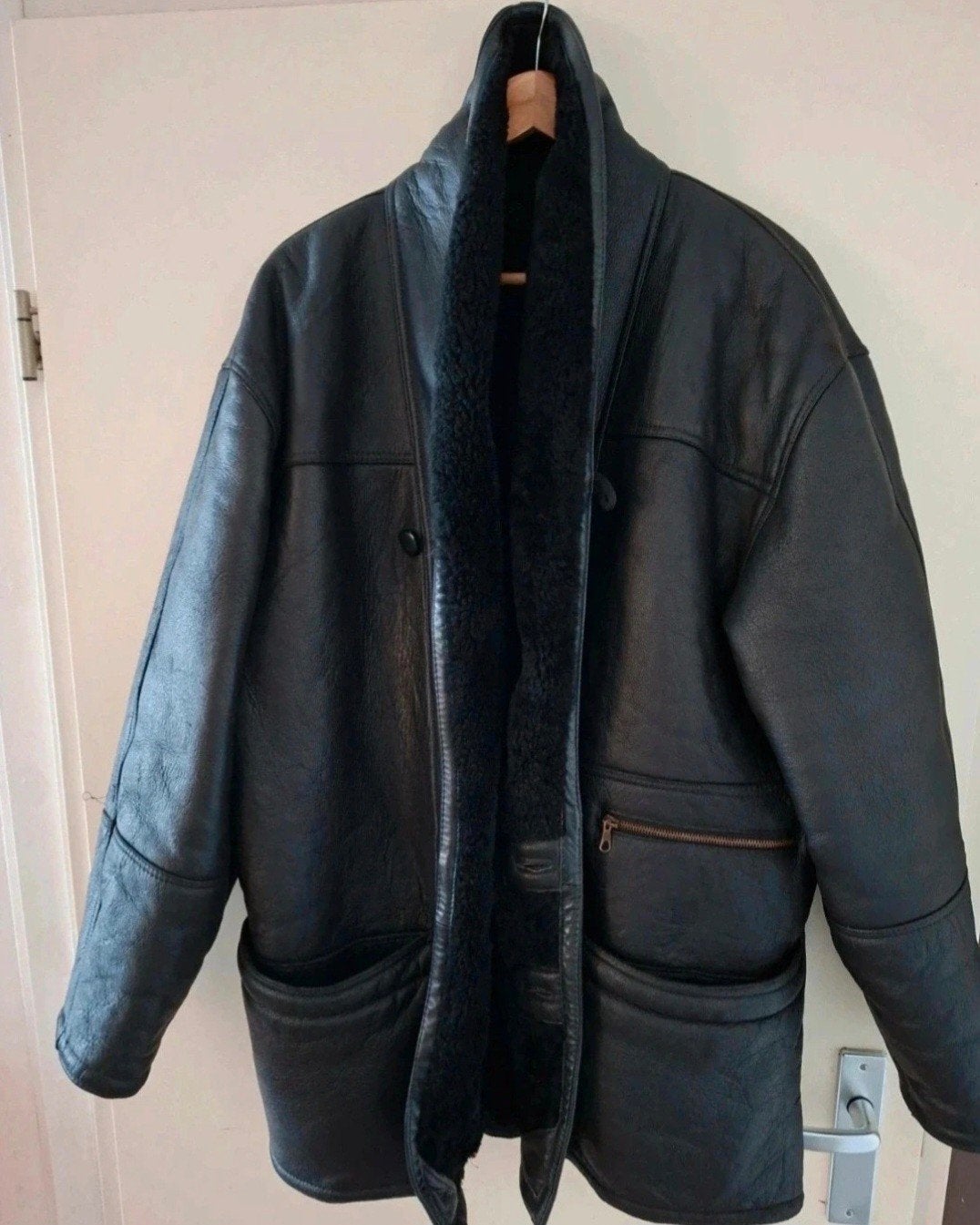 Mooie zwart lederen Shearling lammy maat XL, Ophalen of Verzenden, Maat 56/58 (XL), Zwart
