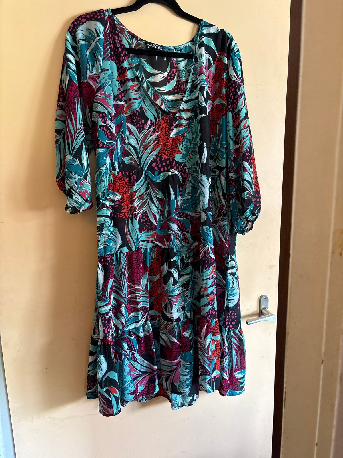 Norah Zomerjurk met Tropische Print - Maat M, Blauw, Knielengte, Gedragen, Ophalen