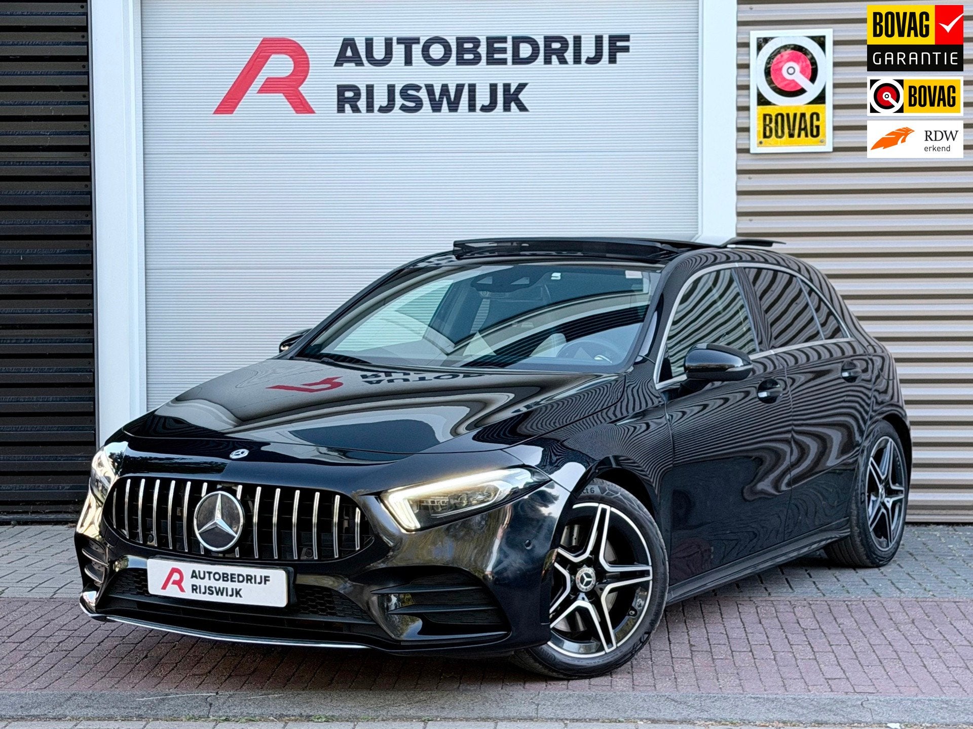 Mercedes-Benz A-klasse 250 Premium Plus Pano/Sfeer/Camera, 15 km/l, Gebruikt, Euro 6, 4 cilinders