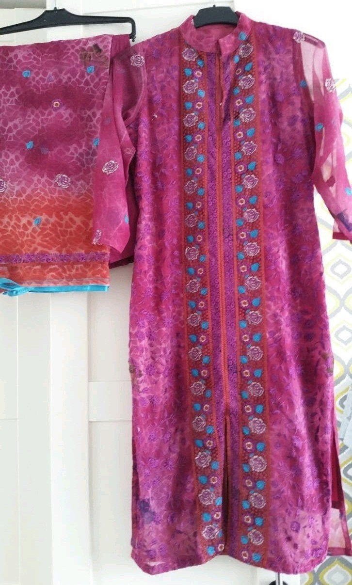 Indiase Kameez Broek Dupatta Geborduurde 3-delige Maat S, Ophalen of Verzenden, Zo goed als nieuw, Maat 36 (S), Paars