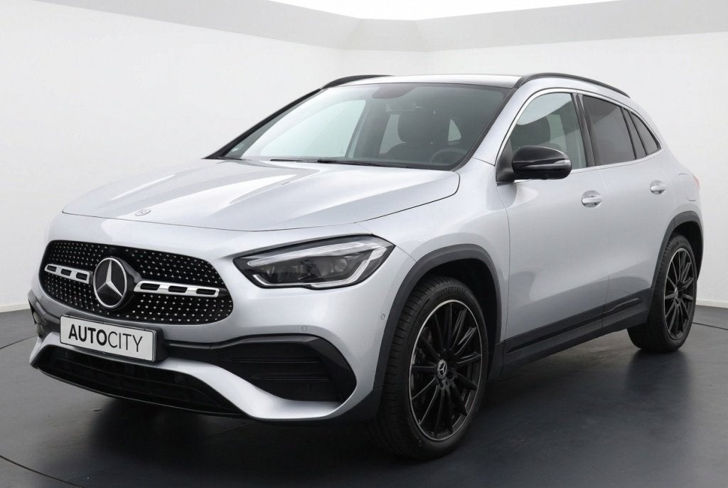 Mercedes-Benz GLA 250 e AMG-Line Pano l Memory l Leder l 360, Auto's, Automaat, Euro 6, 4 cilinders, Bedrijf