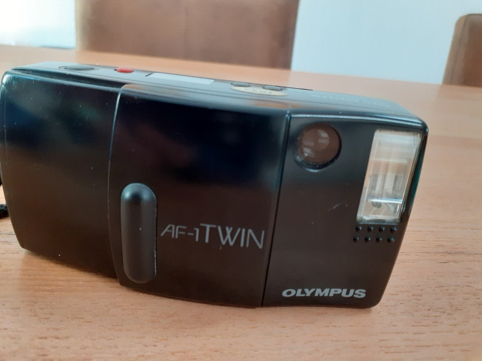 Olympus AF-1 Twin - gratis hoesje analogecamera, Ophalen
