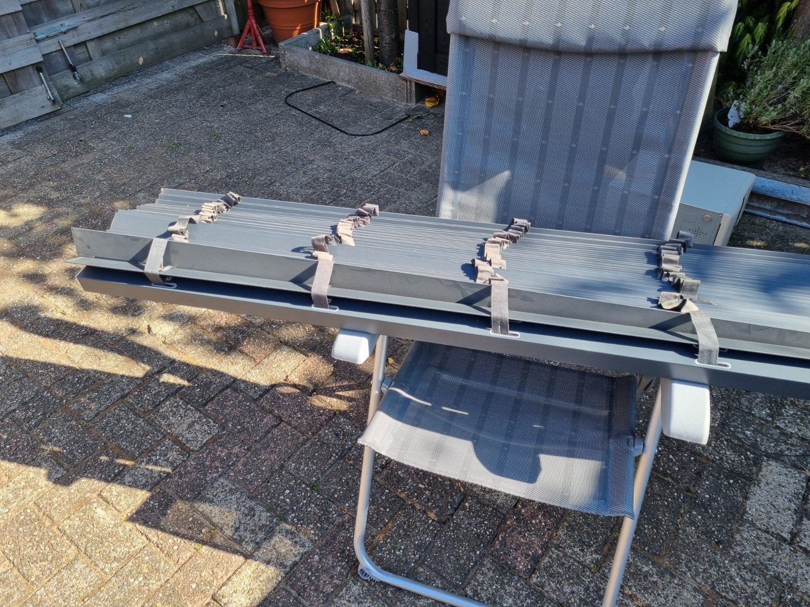 Rolluik lamellen (grijs)3maal, Doe-het-zelf en Verbouw, Rolluiken, Gebruikt, 150 tot 200 cm, Ophalen of Verzenden, Grijs