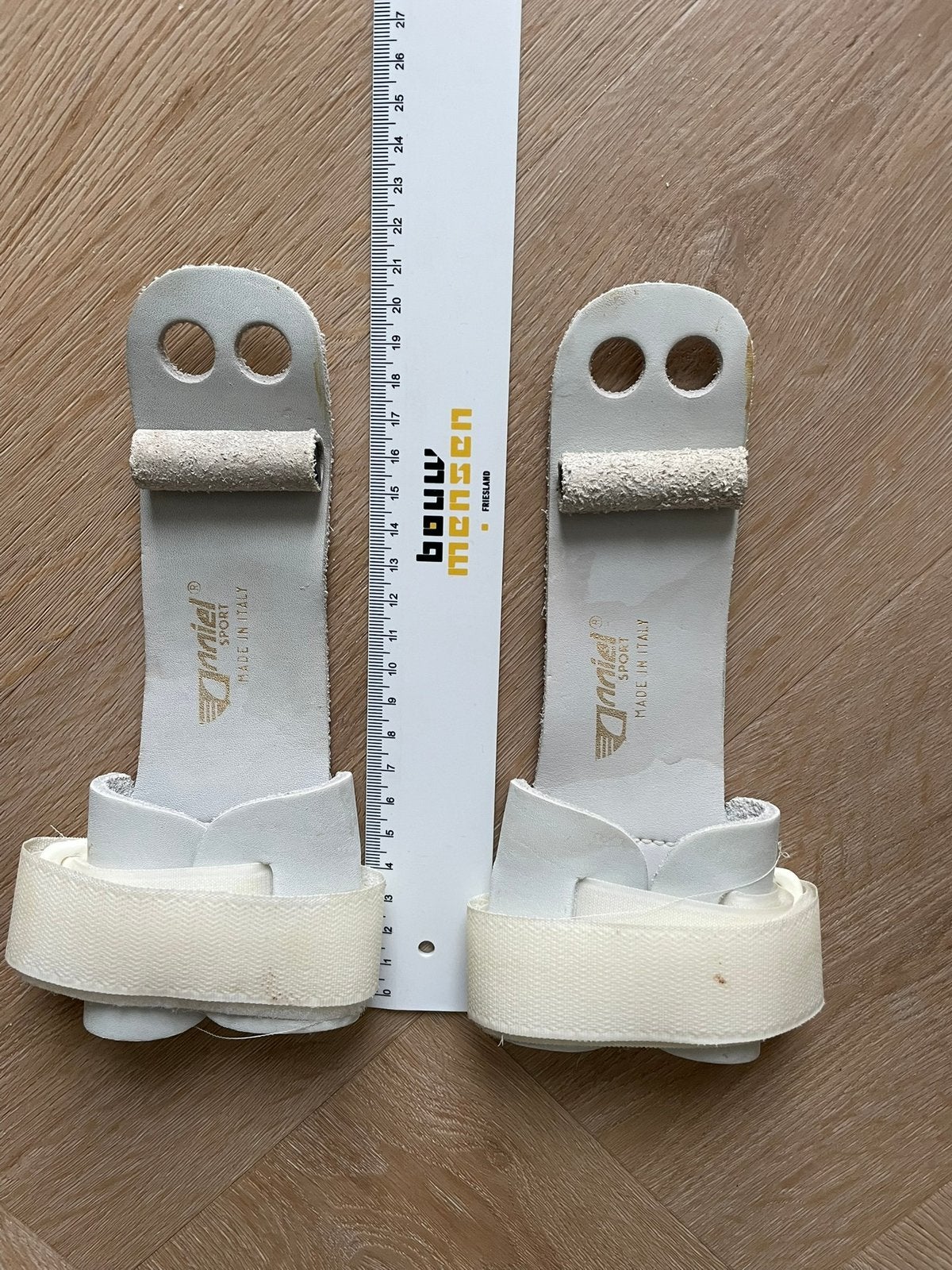 Nieuwe turnleertjes van Anniel 21 cm, Ophalen of Verzenden, Nieuw, Wit, Materiaal