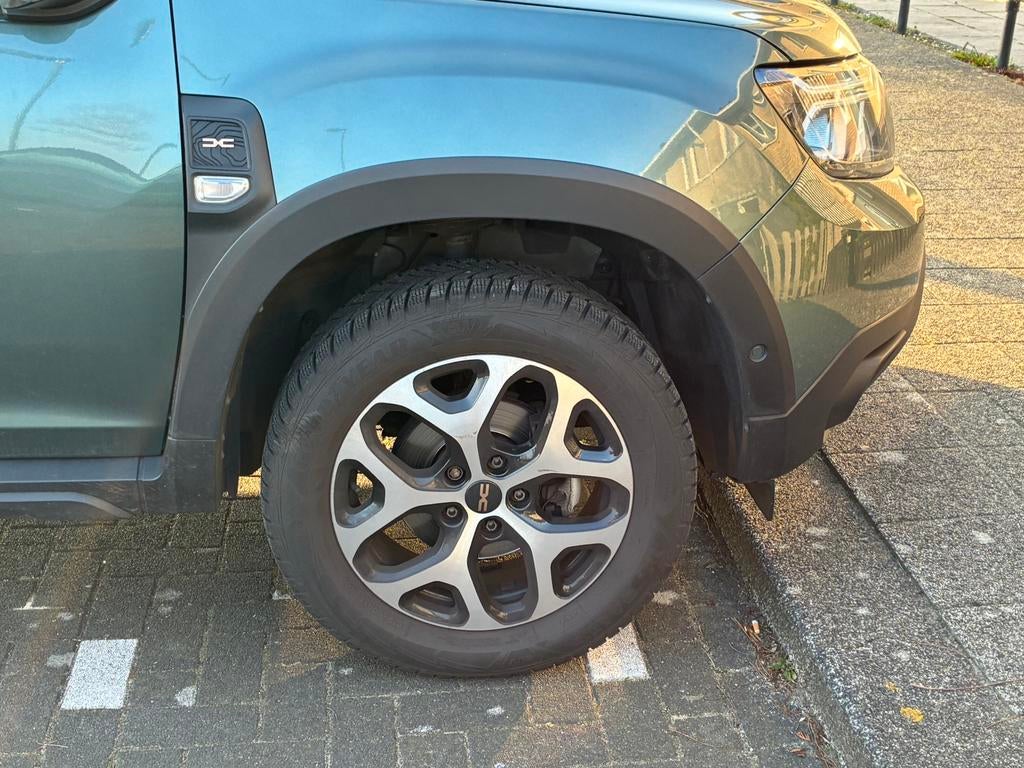 Winterbanden met velg 215 60 R17 Dacia Duster, Ophalen