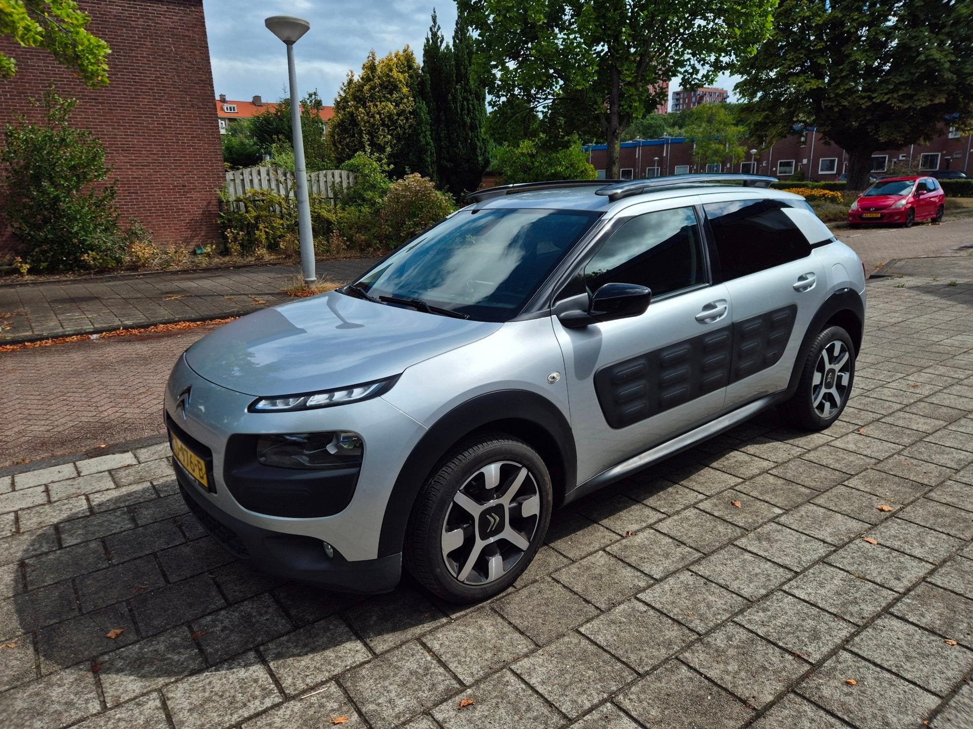Citroen C4 Cactus 1.2 PureTech ShiNE AUTOMAAT, Auto's, Citroën, 82 pk, 23 km/l, Origineel Nederlands, Bedrijf