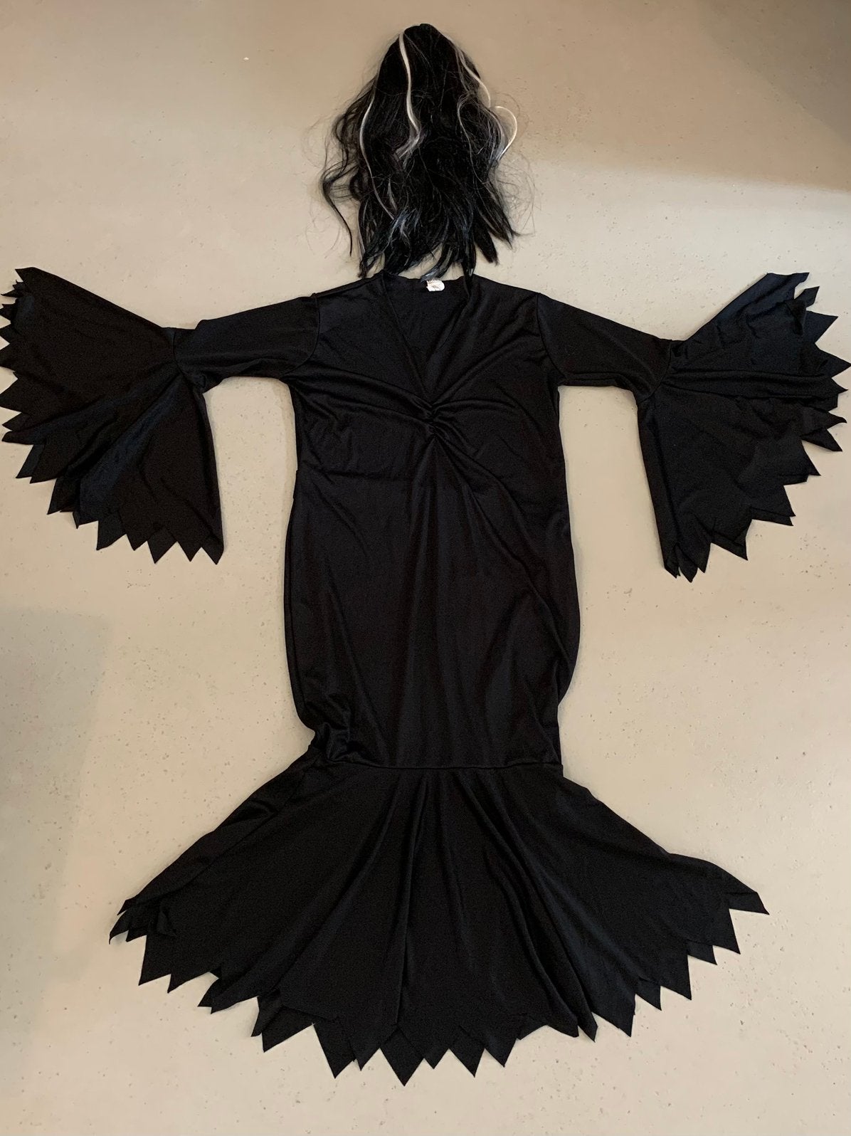 Zwarte halloween jurk met pruik - maat S/M, Ophalen of Verzenden, Halloween, Kleding, Maat 36 (S)